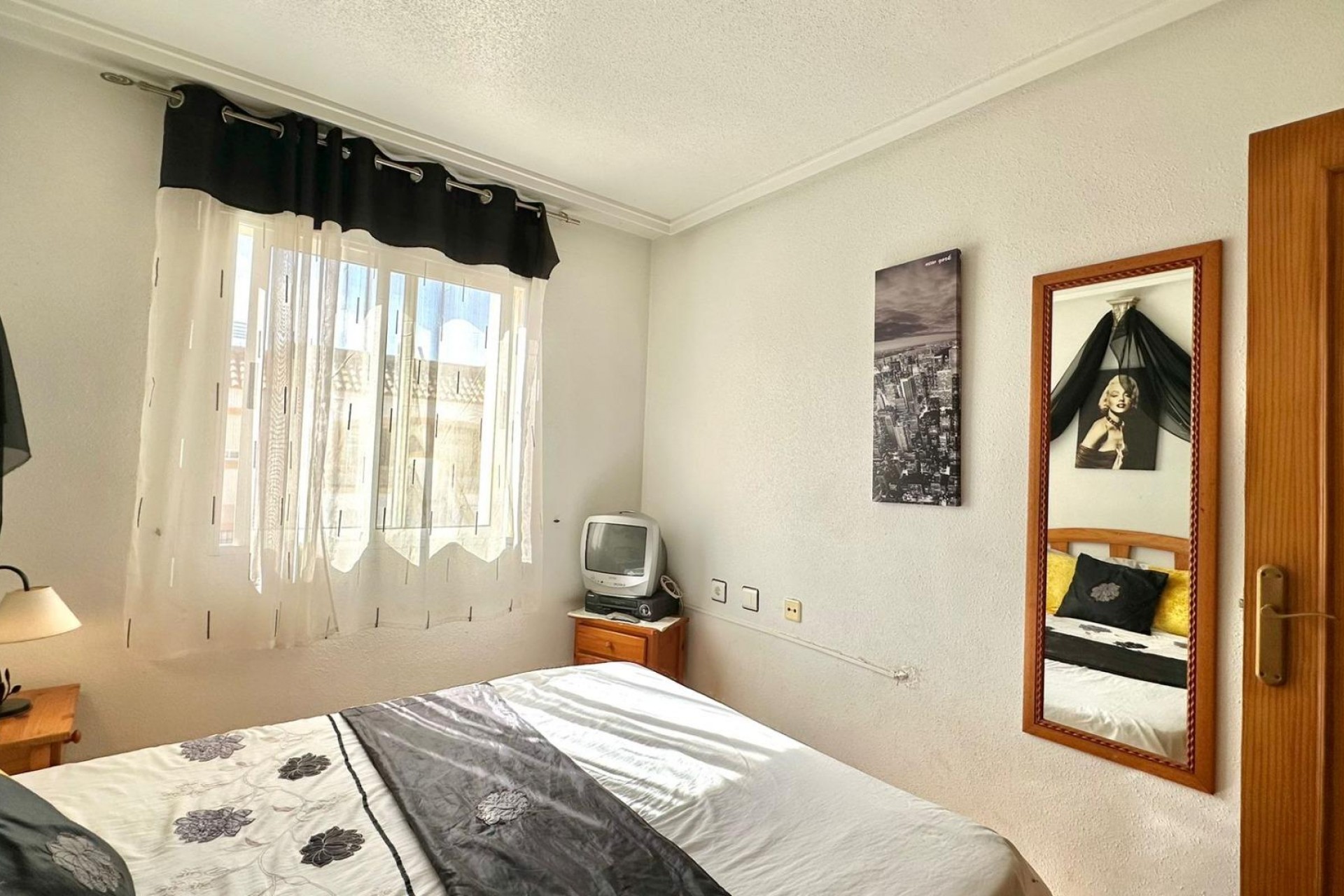 Herverkoop - Bungalow -
Torrevieja - La Siesta - El Salado -  Torreta
