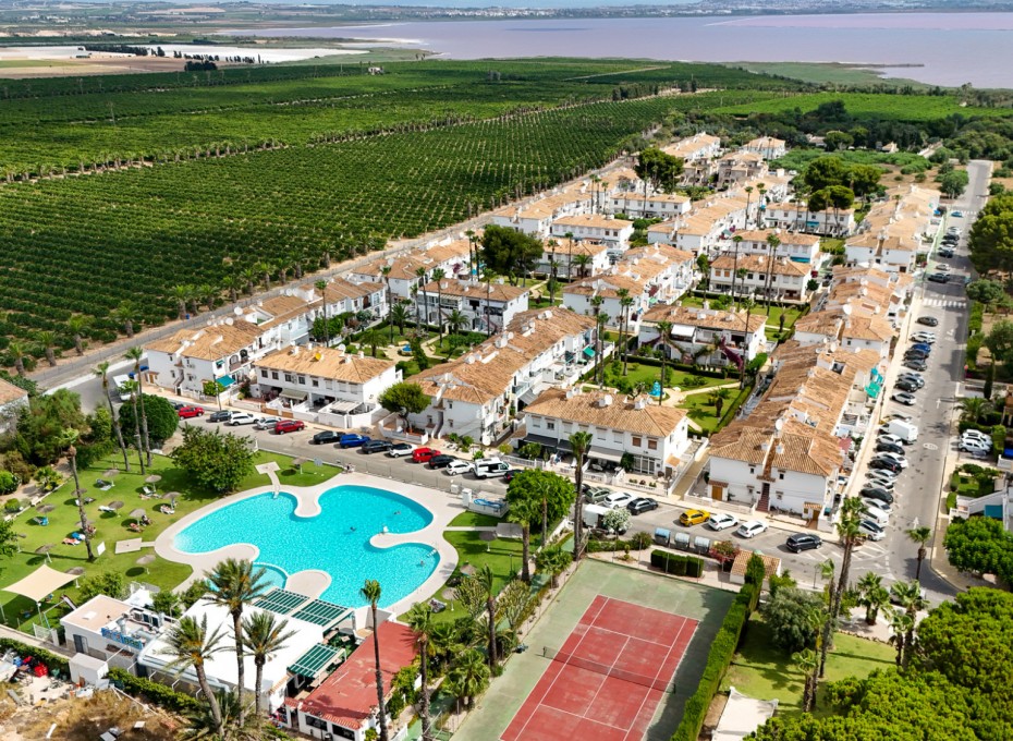 Herverkoop - Bungalow -
Torrevieja - Lago jardin