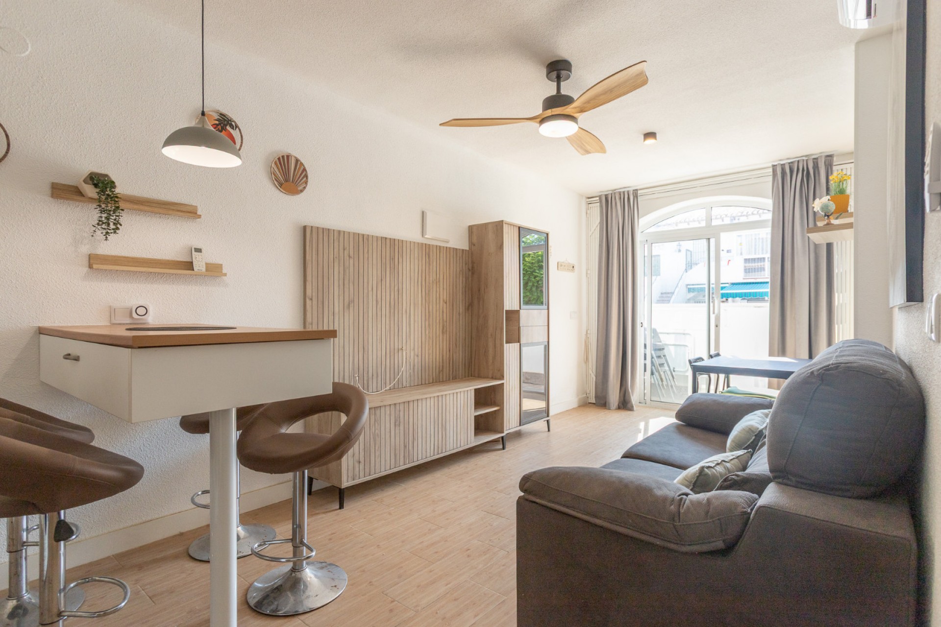 Herverkoop - Bungalow -
Torrevieja - Lago jardin