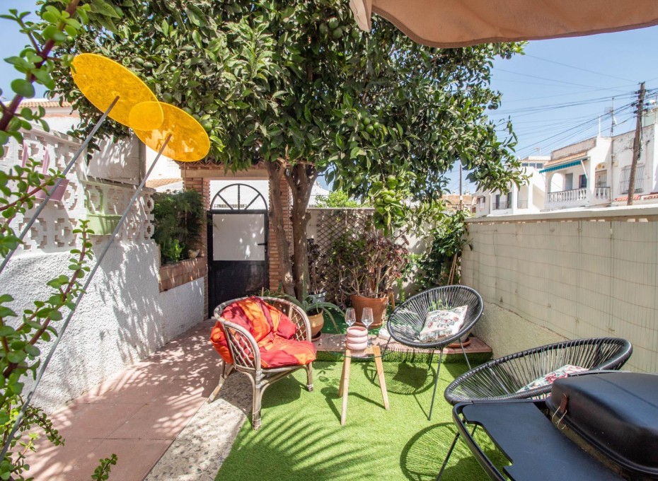 Herverkoop - Bungalow -
Torrevieja - Los Frutales