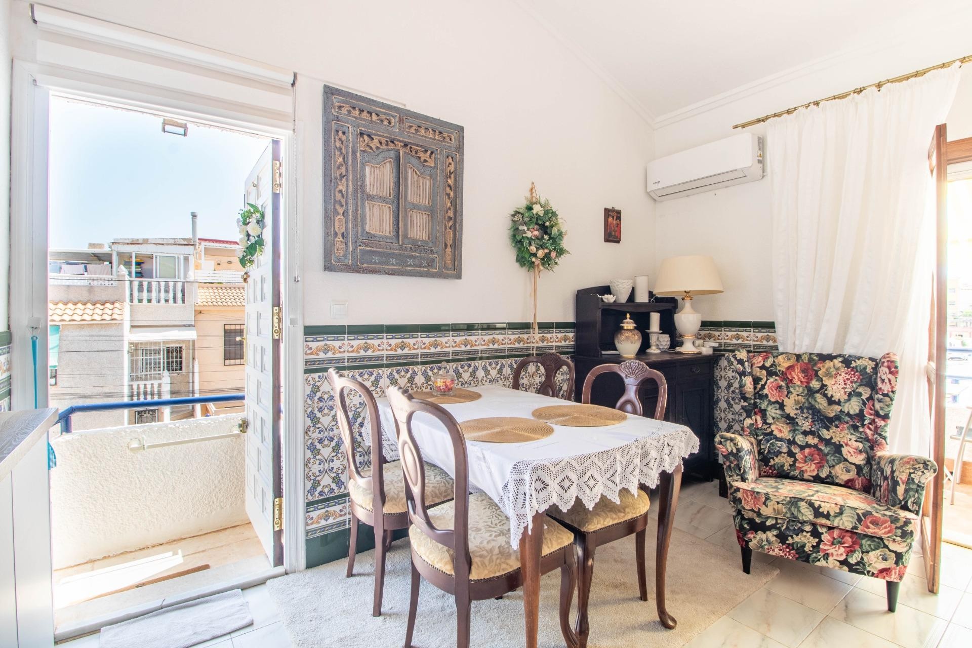 Herverkoop - Bungalow -
Torrevieja - Los Frutales