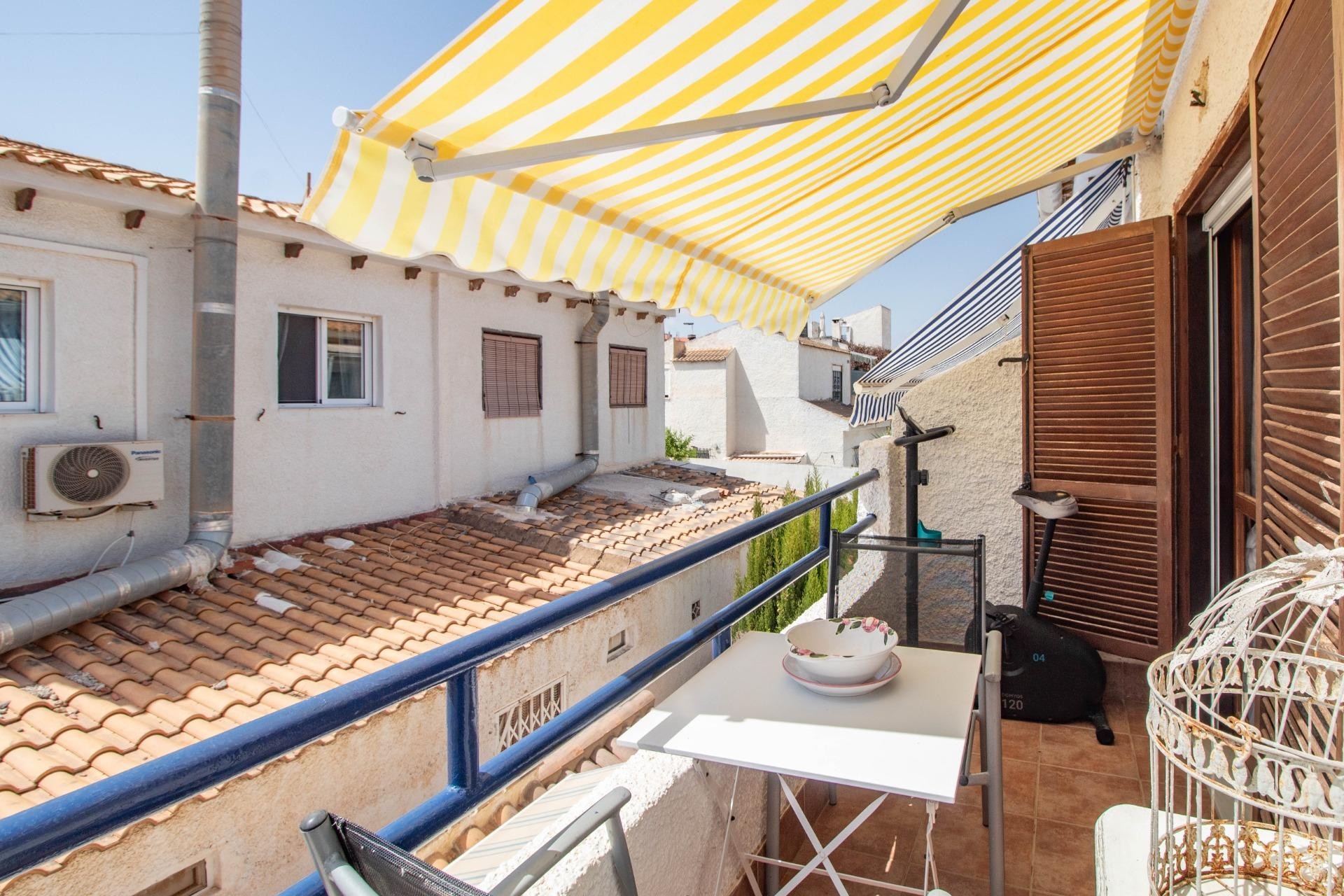 Herverkoop - Bungalow -
Torrevieja - Los Frutales
