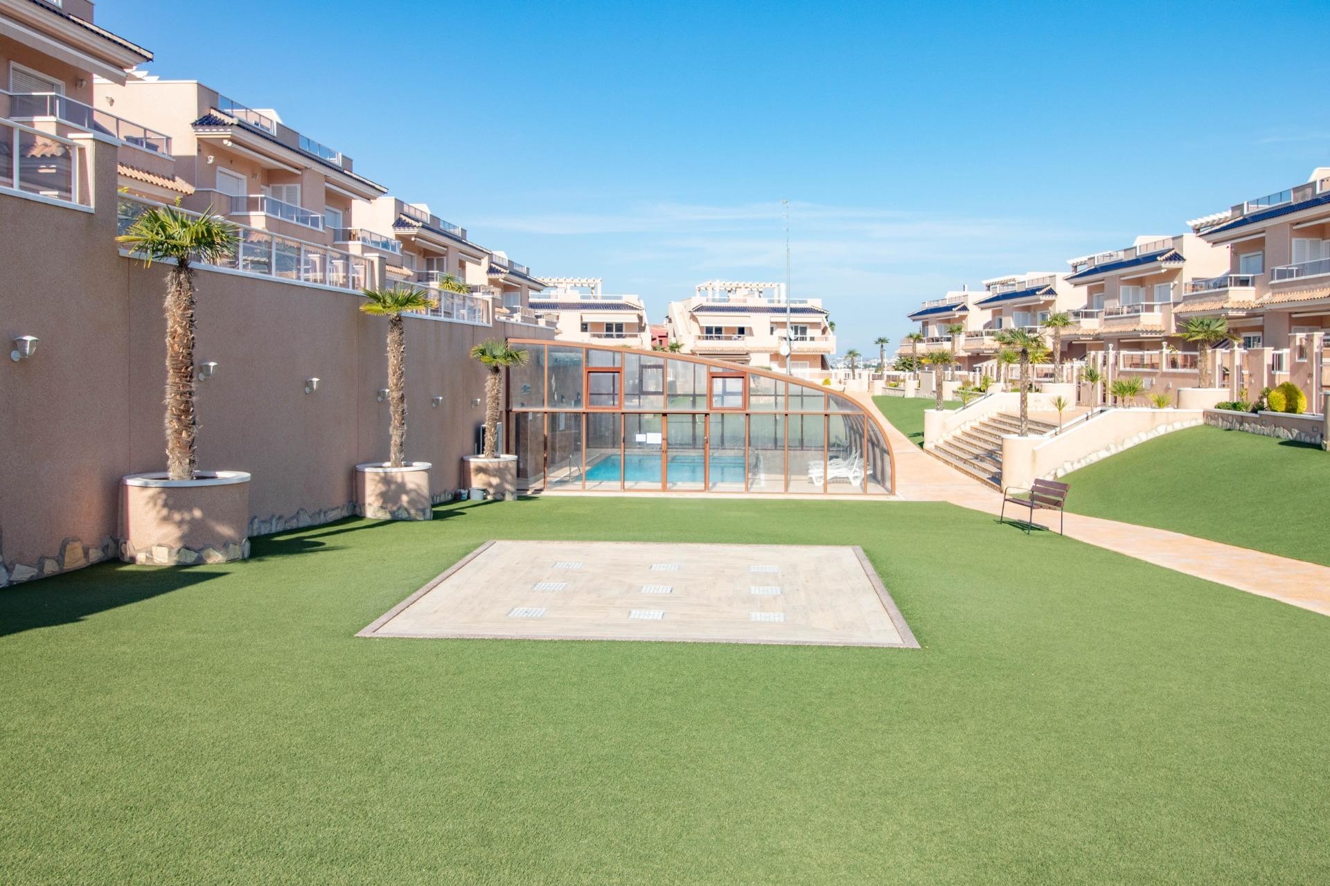 Herverkoop - Bungalow -
Torrevieja - Punta prima