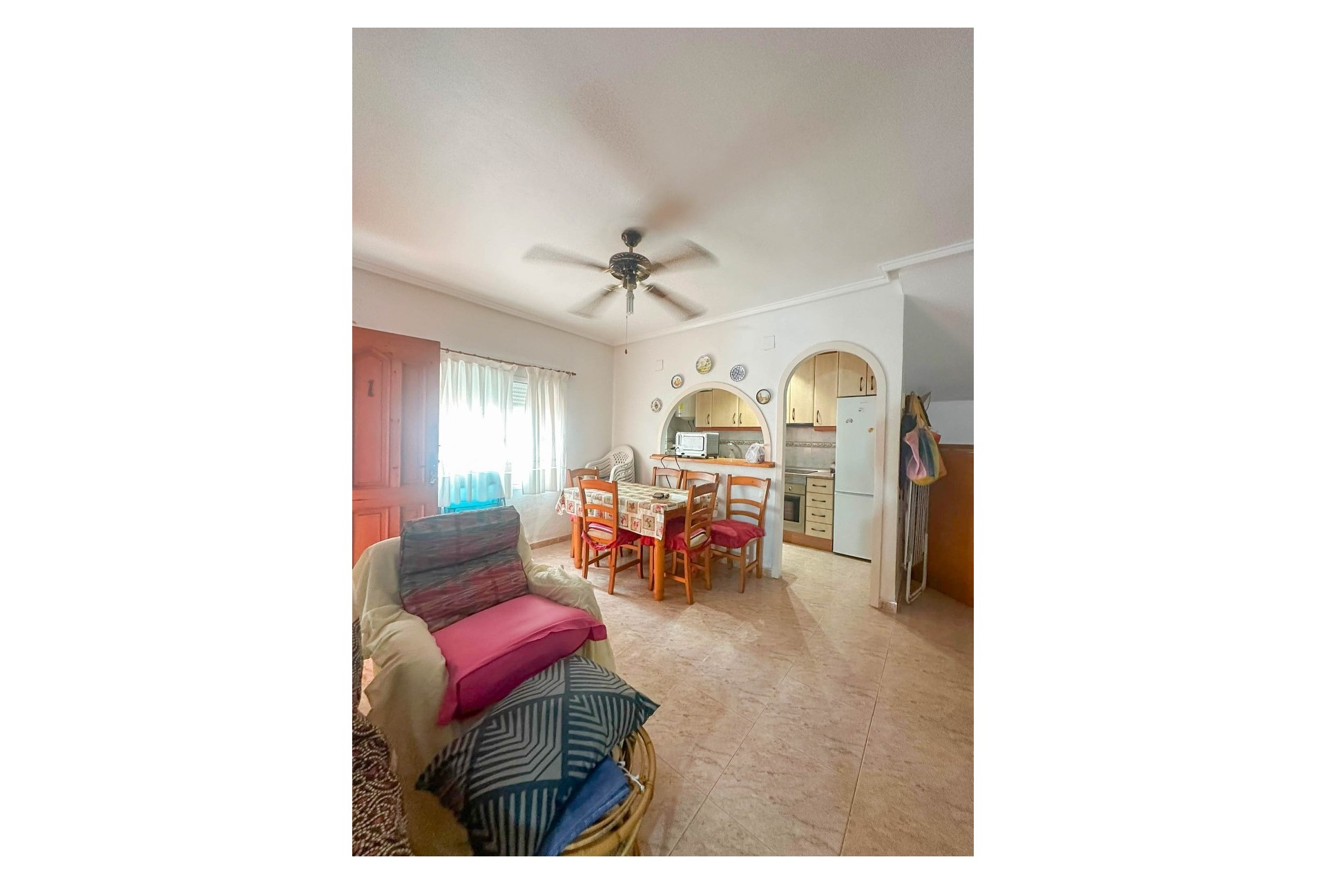 Herverkoop - Bungalow -
Torrevieja - Urb. Rosaleda