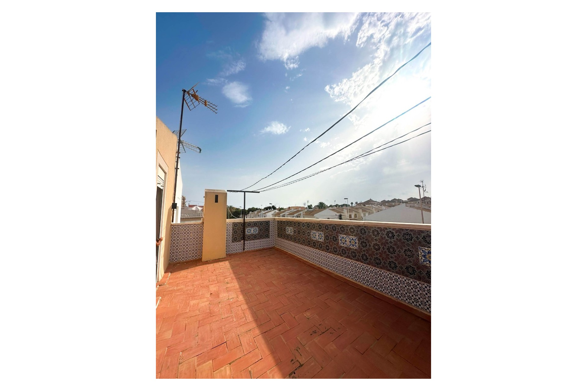 Herverkoop - Bungalow -
Torrevieja - Urb. Rosaleda
