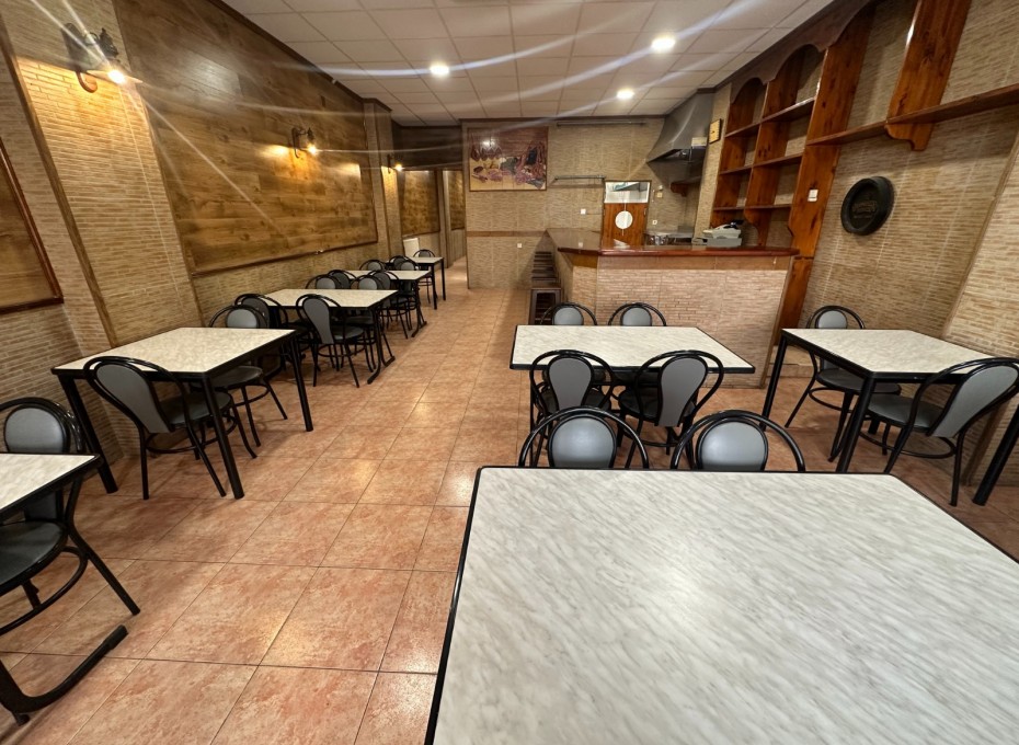 Herverkoop - Business premises -
Torrevieja