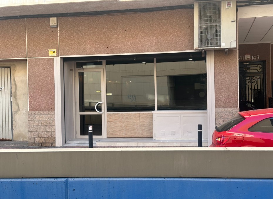 Herverkoop - Business premises -
Torrevieja