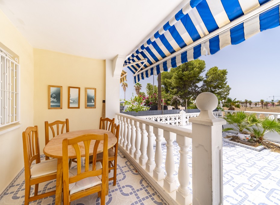 Herverkoop - Casa de Pueblo -
Ciudad quesada - Doña Pepa