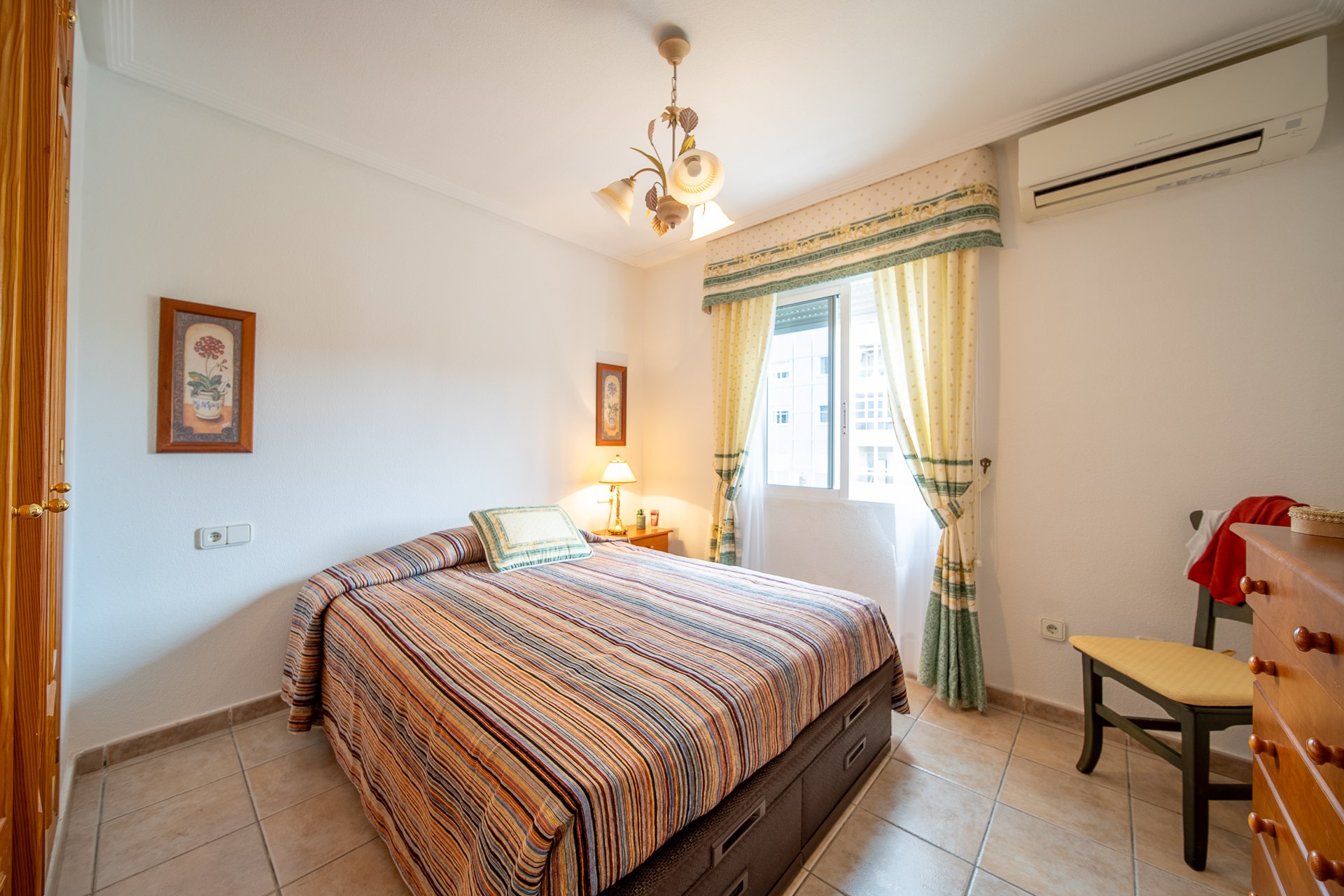 Herverkoop - Casa de Pueblo -
Torrevieja - Torreblanca