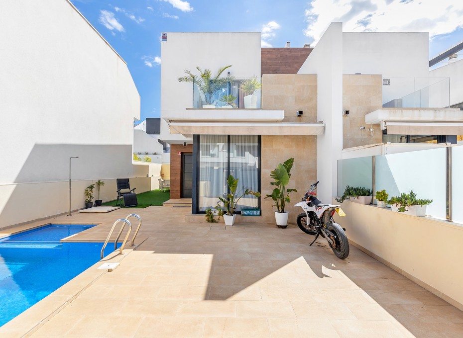 Herverkoop - Chalet Adosado -
San Pedro del Pinatar - Lo Pagan