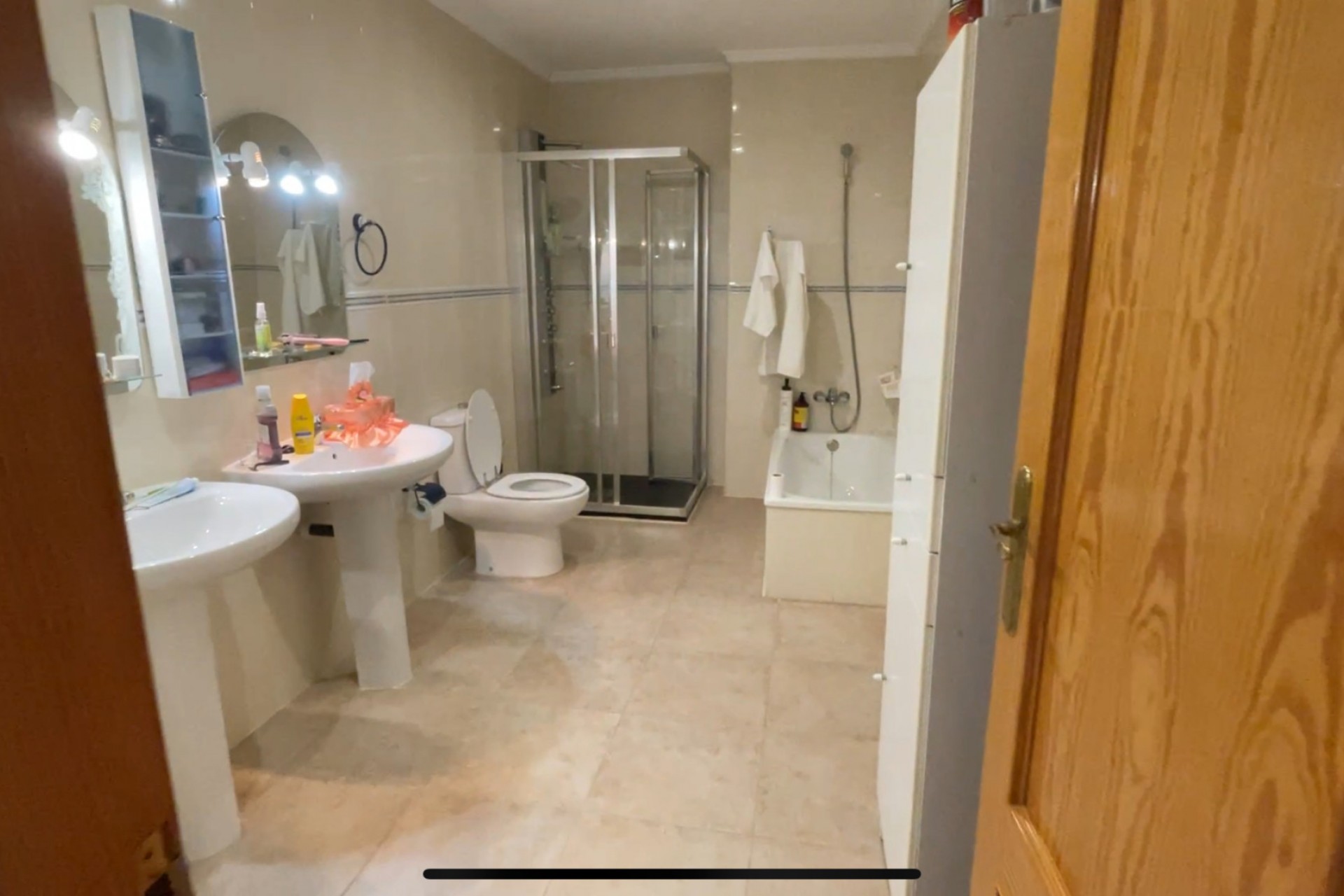 Herverkoop - Chalet / Villa -
Daya Nueva