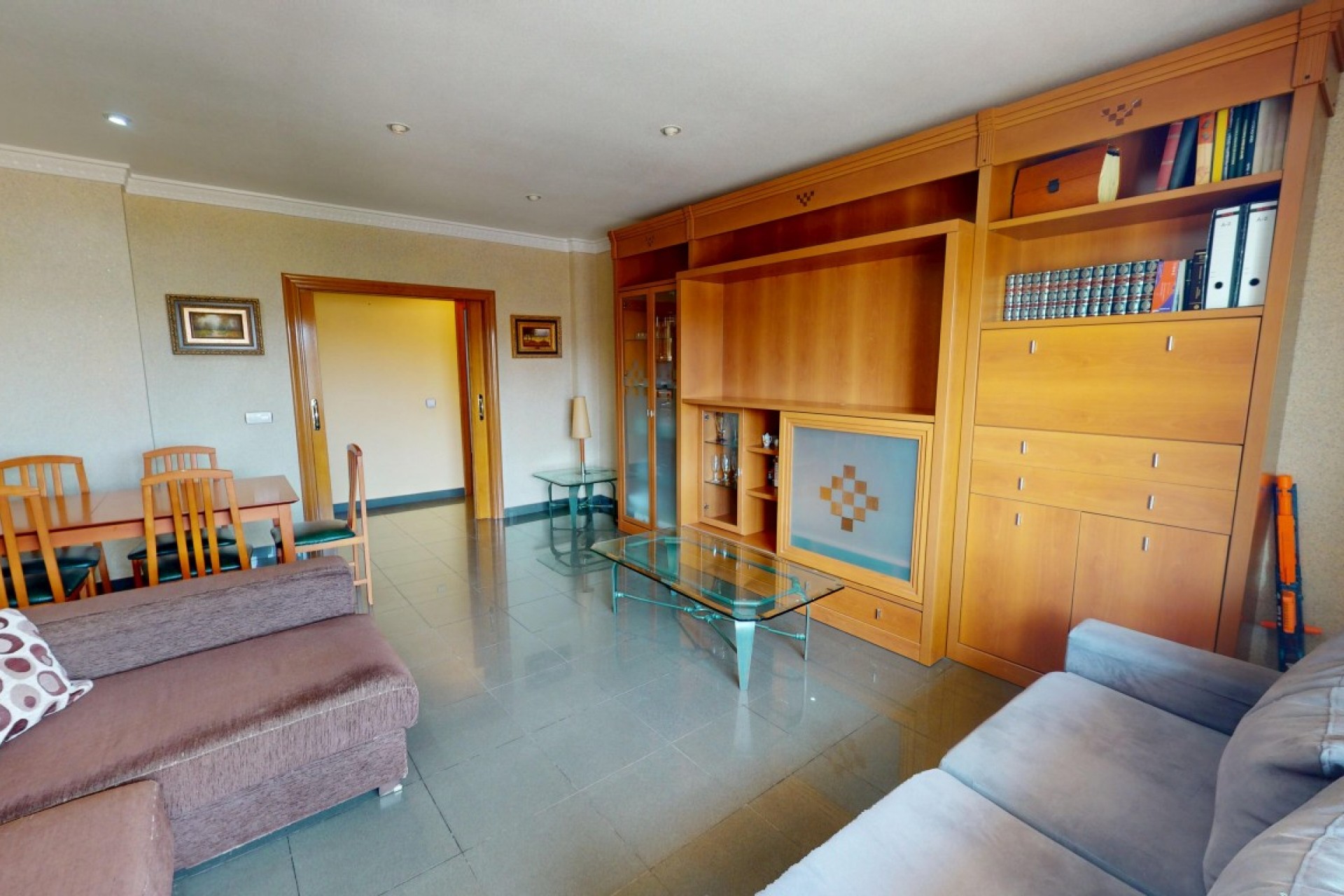 Herverkoop - Commerciële unit -
Los Narejos