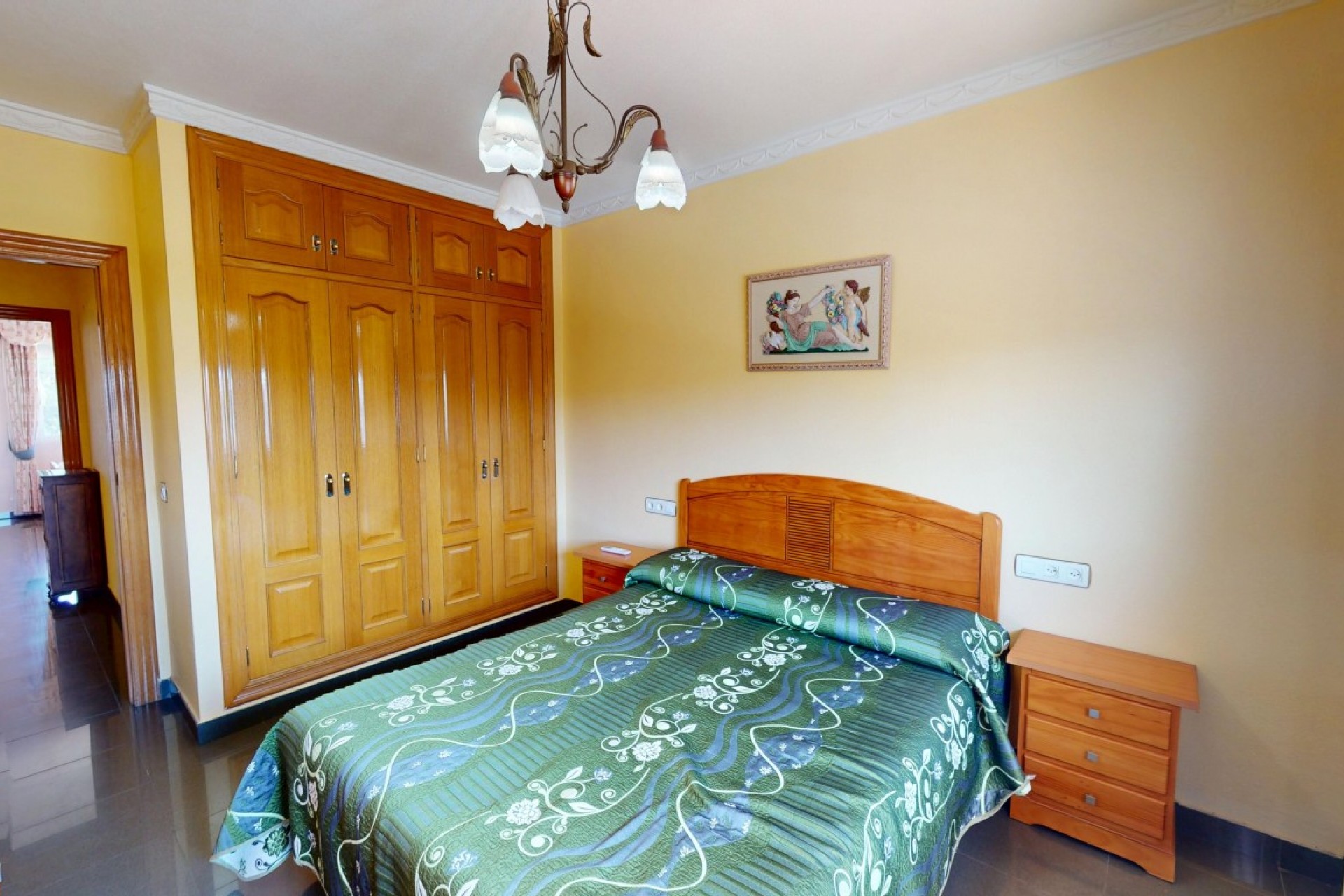 Herverkoop - Commerciële unit -
Los Narejos