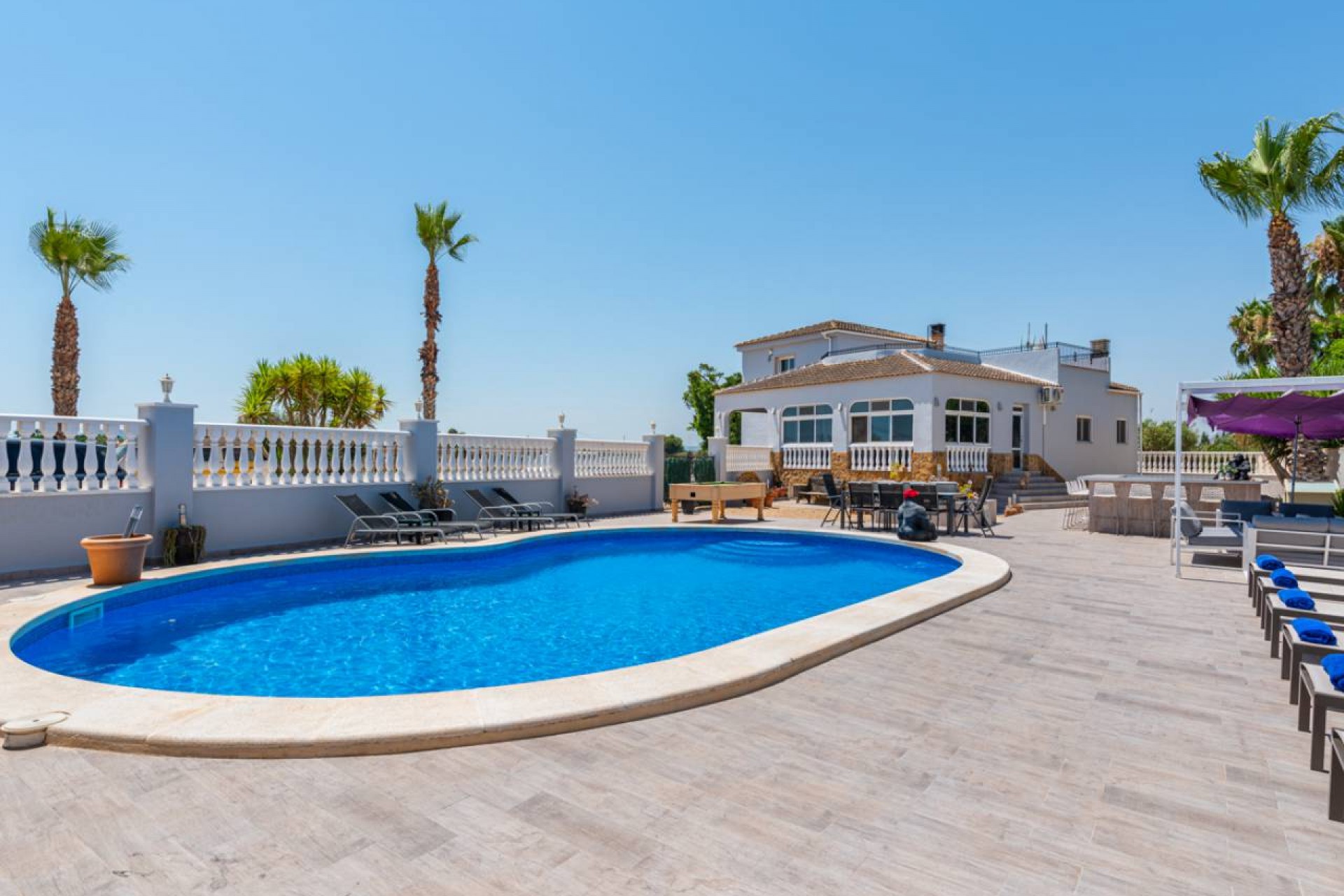 Herverkoop - Country House -
Catral