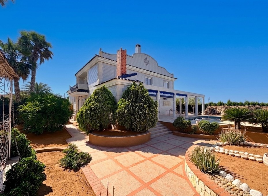 Herverkoop - Country House -
San Fulgencio - La Marina