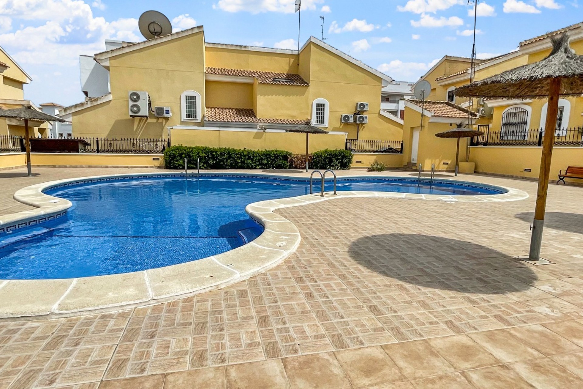 Herverkoop - Detached Villa -
Orihuela Costa - Los Dolses