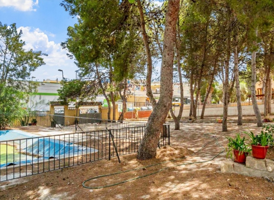 Herverkoop - Detached Villa -
Torrevieja - Los Balcones - Los Altos del Edén