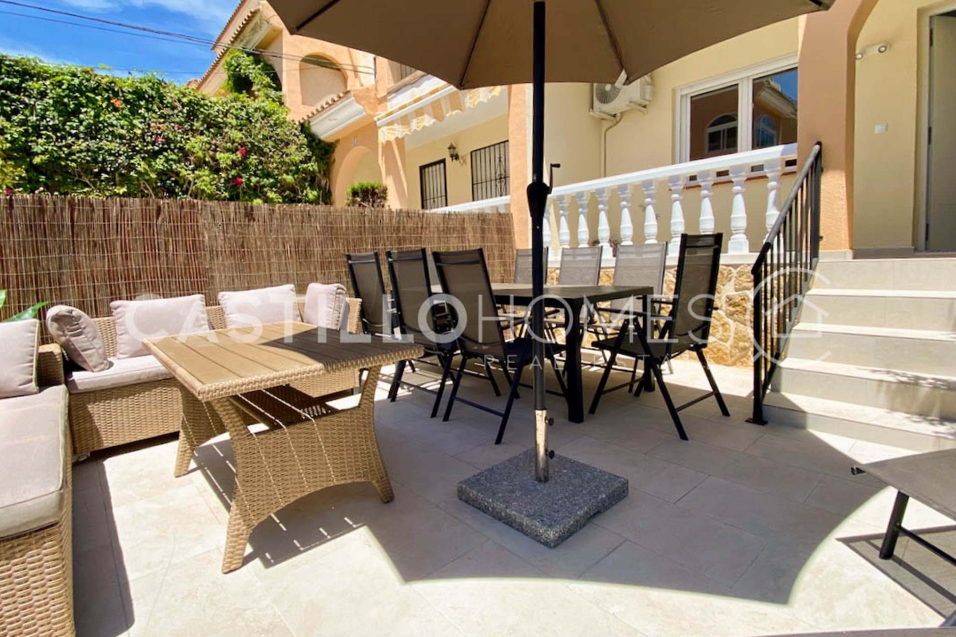 Herverkoop - Duplex -
Orihuela Costa - Playa Flamenca