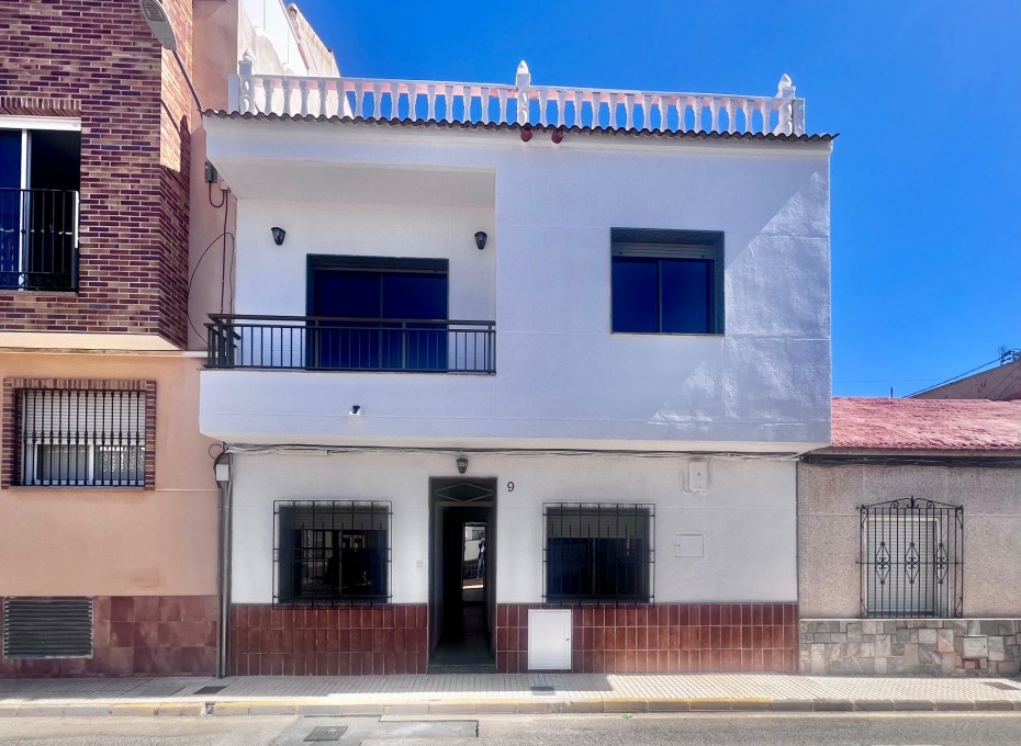 Herverkoop - Duplex -
Pilar de la Horadada - Zona Pueblo