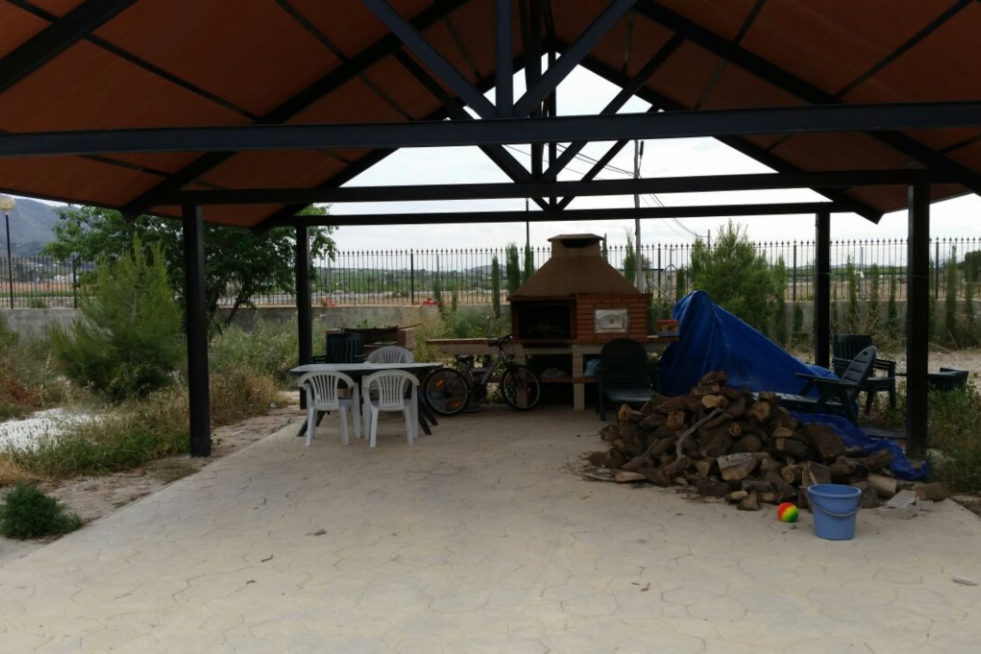 Herverkoop - Finca / Country Property -
Benferri