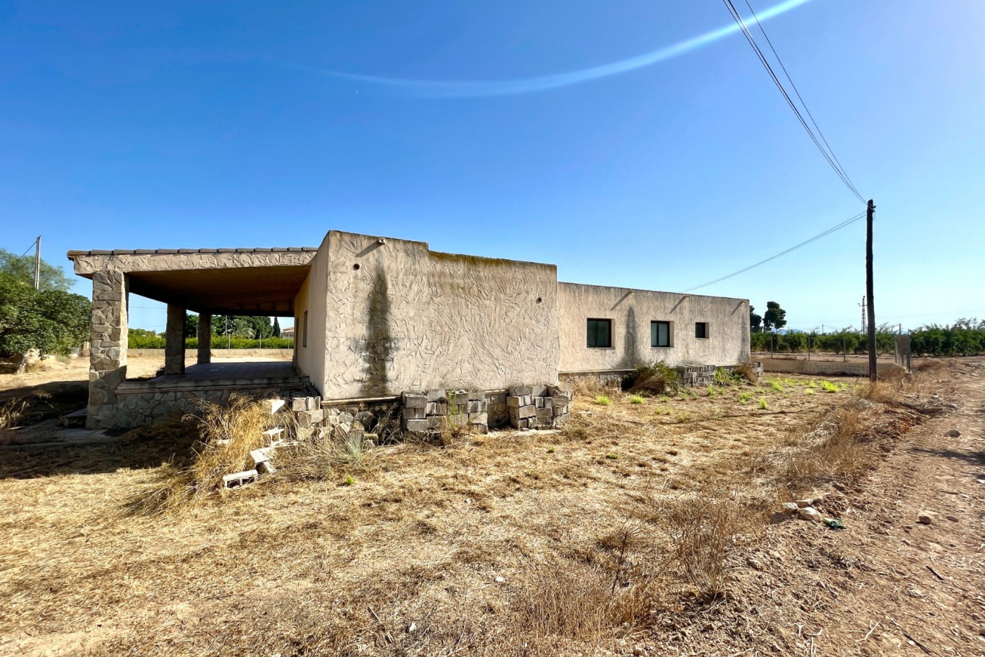 Herverkoop - Finca / Country Property -
Elche - Matola