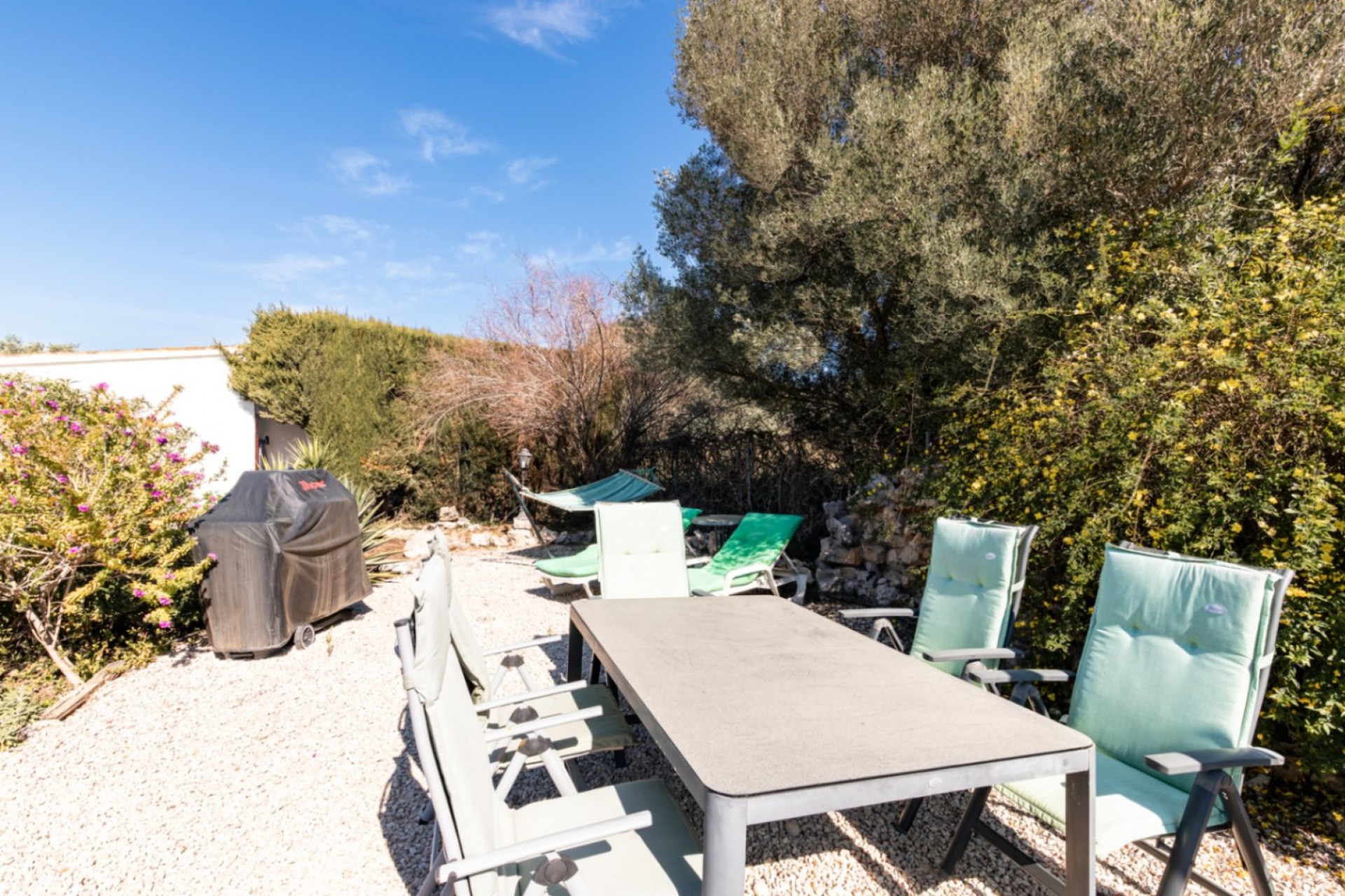 Herverkoop - Finca -
Teulada - Canor