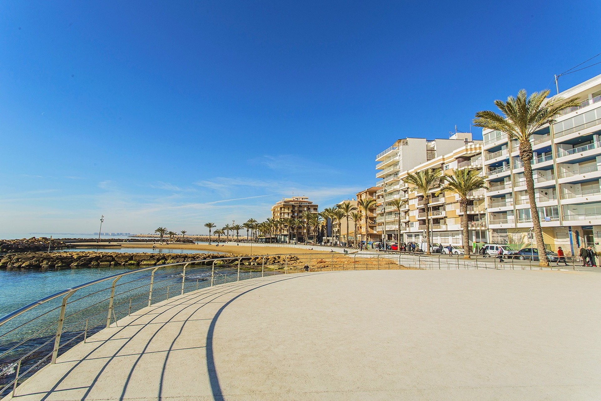 Herverkoop - Flat -
Torrevieja - Playa del cura
