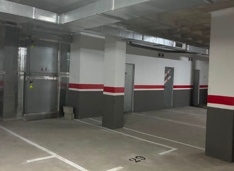 Herverkoop - Garage -
Algorfa - Village