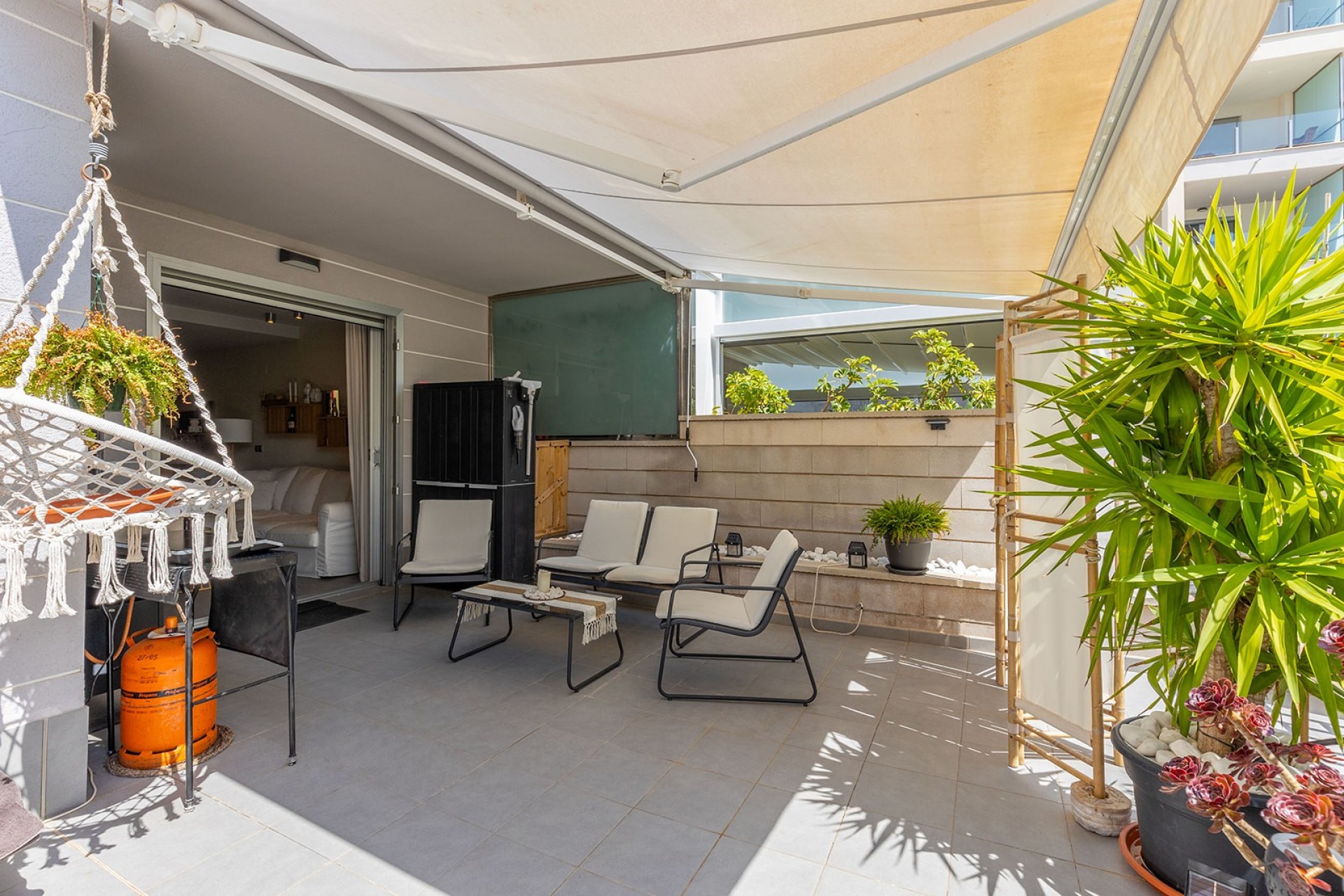 Herverkoop - Ground floor apartment -
La Mata - Playa