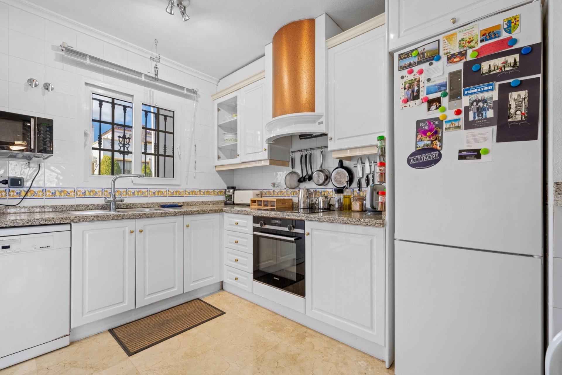 Herverkoop - House -
Orihuela Costa* - Los Dolses