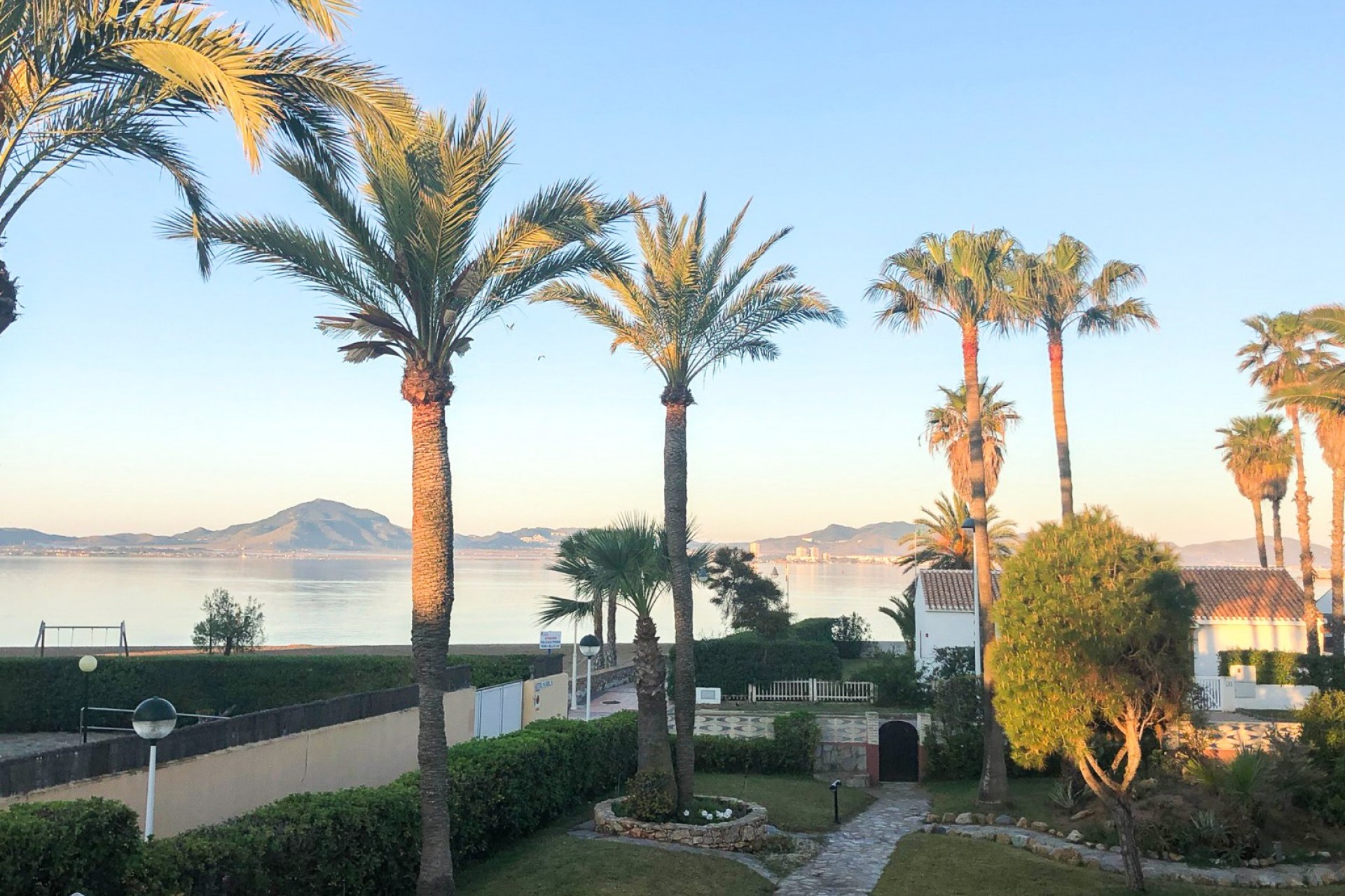 Herverkoop - Independent villa -
Cartagena - La Manga del Mar Menor