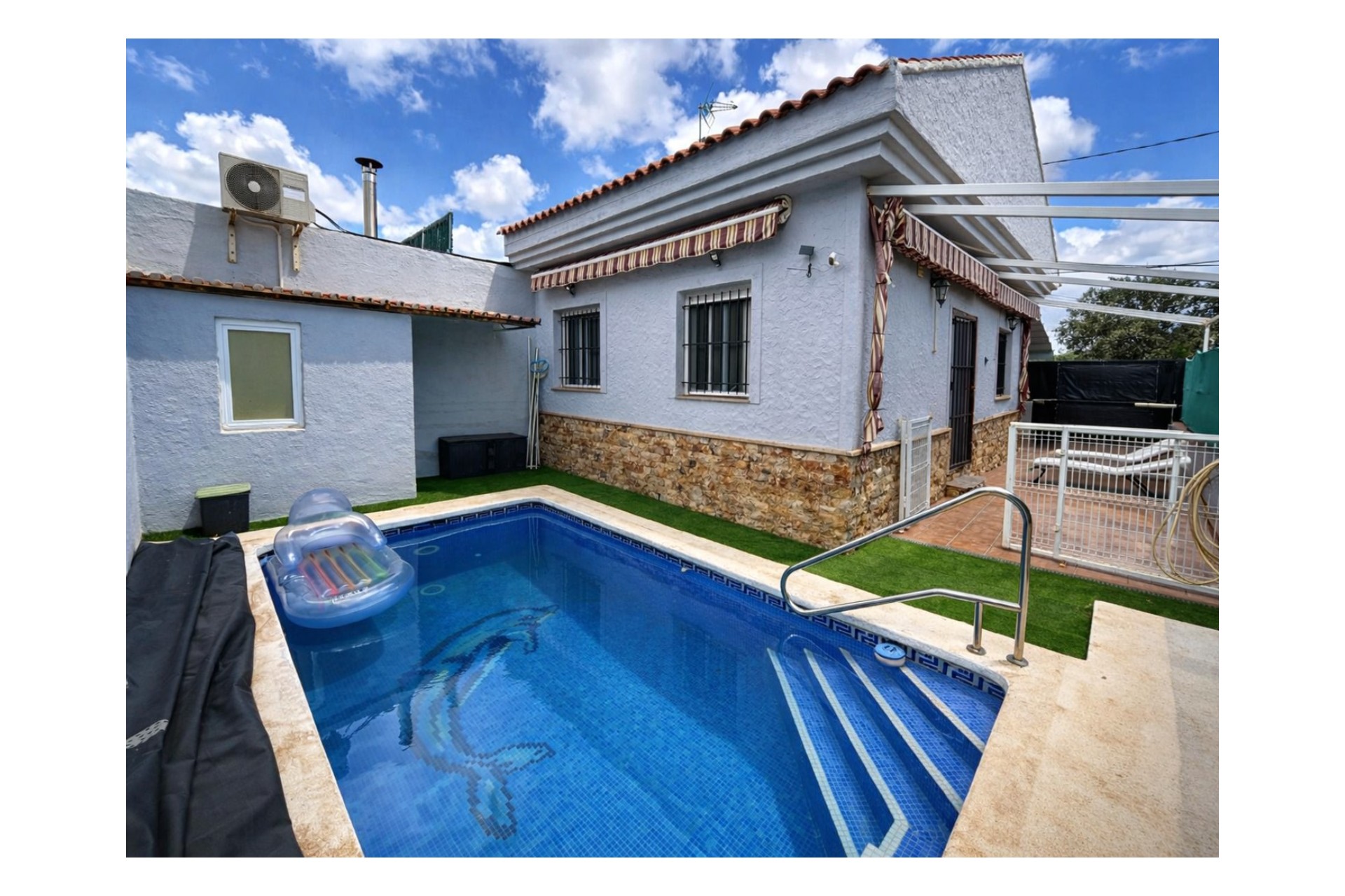 Herverkoop - Independent villa -
LOS URRUTIAS