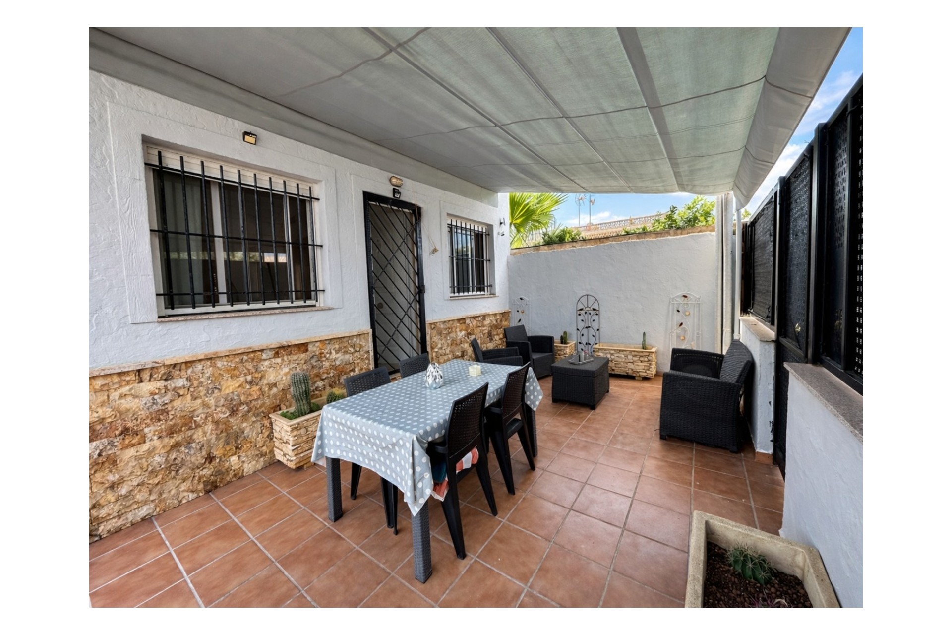 Herverkoop - Independent villa -
LOS URRUTIAS
