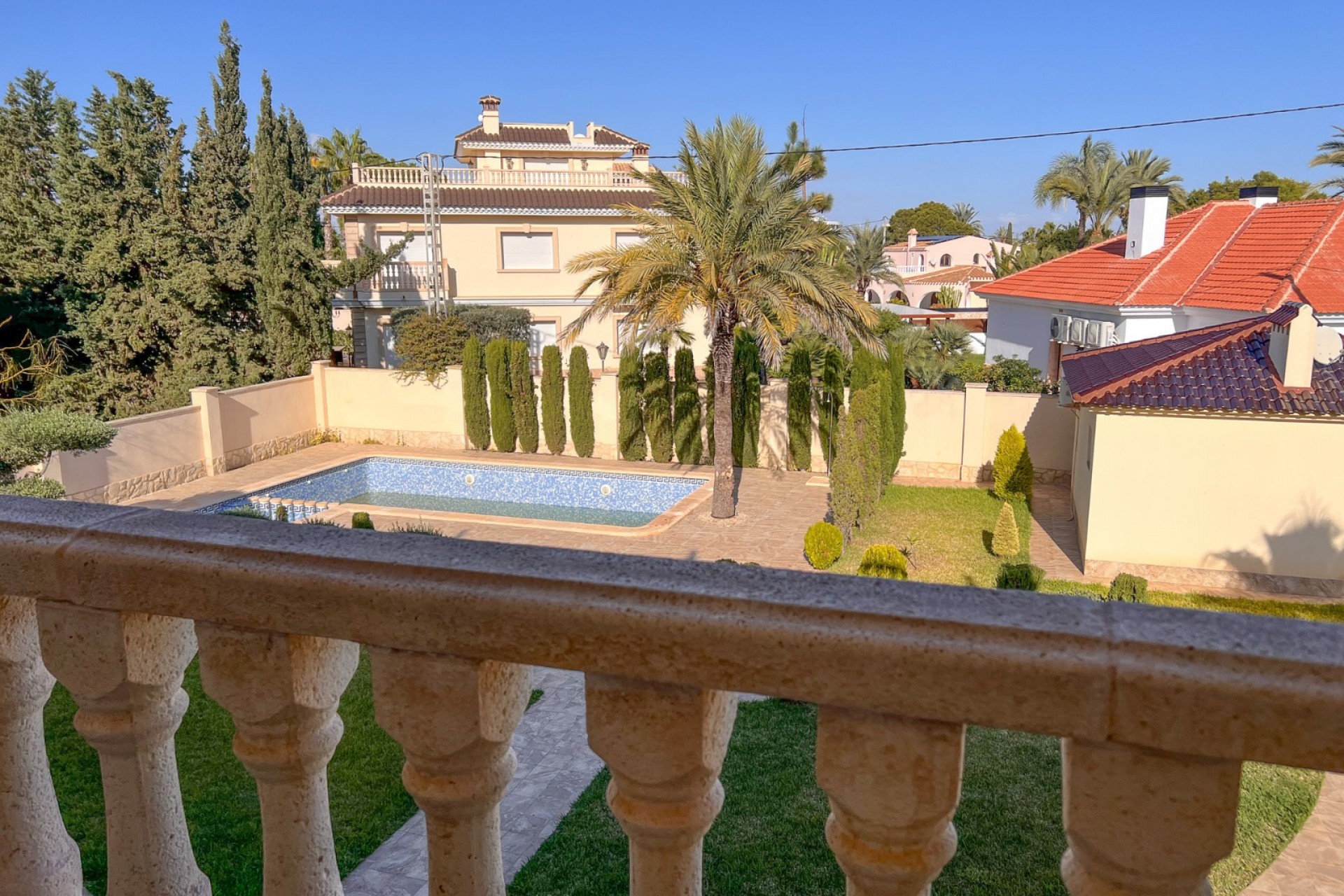 Herverkoop - Independent villa -
Orihuela Costa