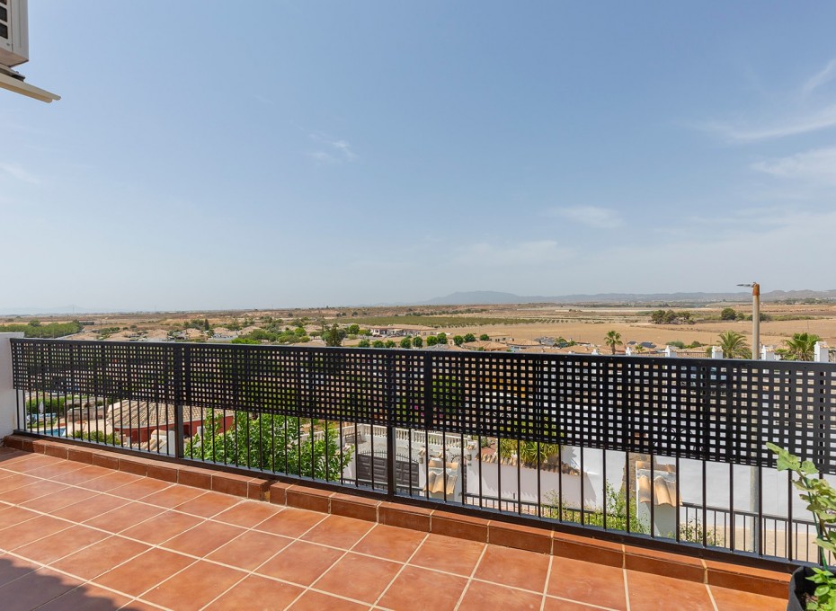 Herverkoop - Penthouse -
Gea y Truyols - Lo Santiago