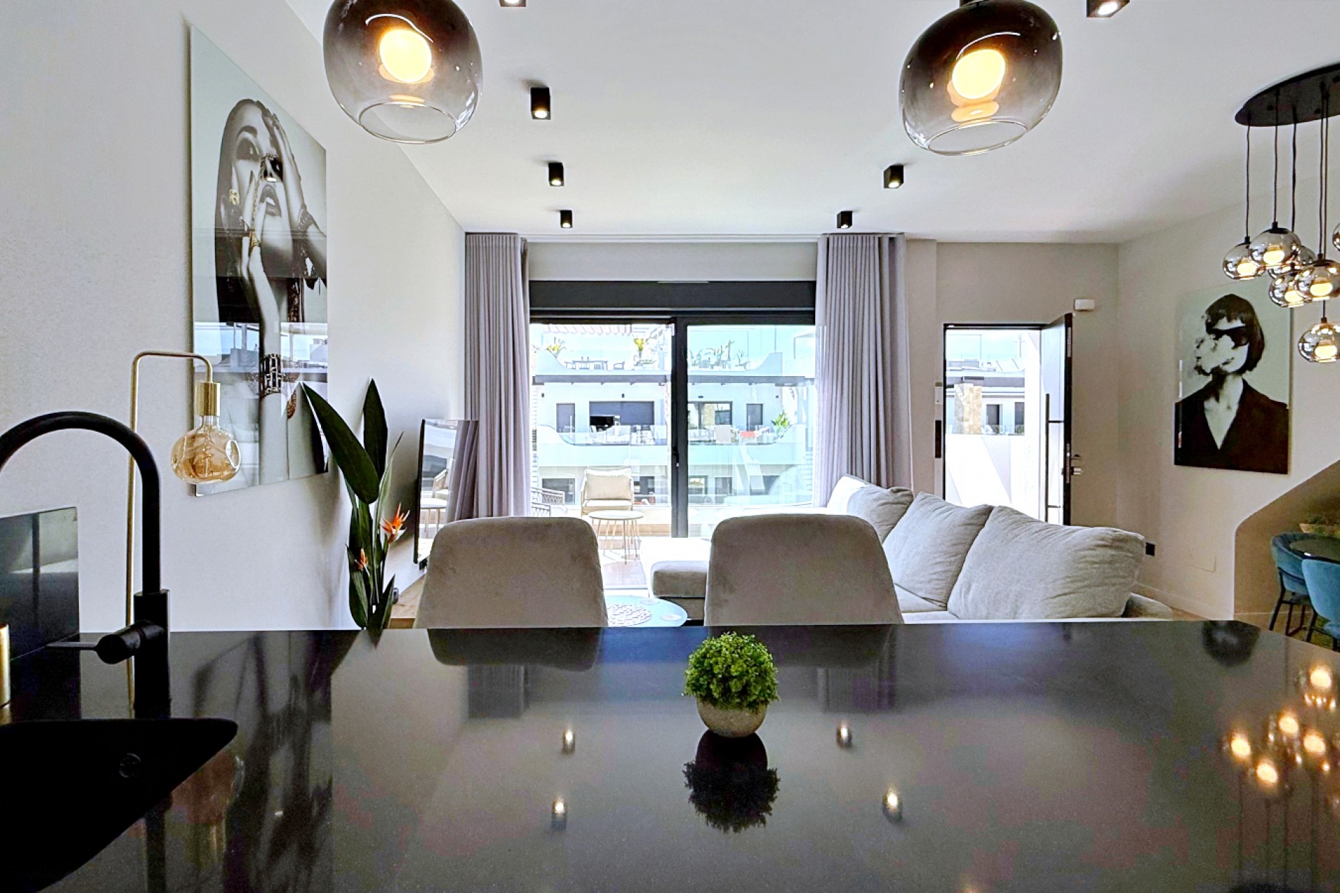 Herverkoop - Penthouse -
Orihuela Costa - Punta Prima