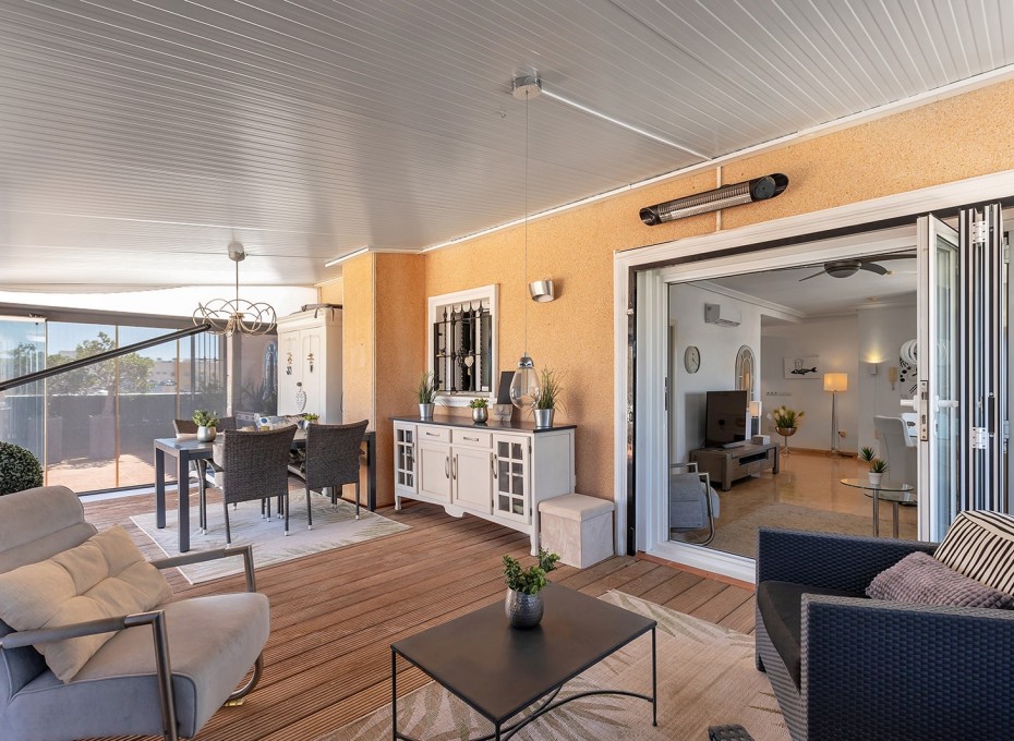 Herverkoop - Penthouse -
Orihuela Costa - Villamartín