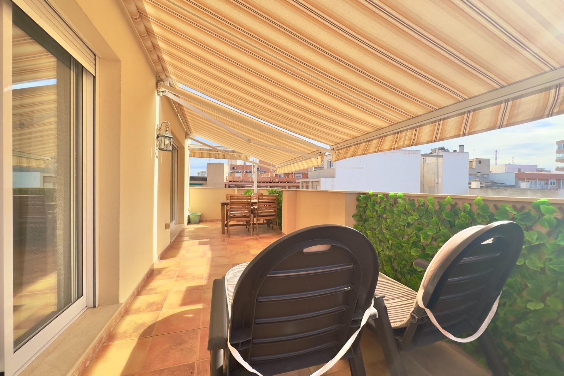 Herverkoop - Penthouse -
Torrevieja - La Mata pueblo