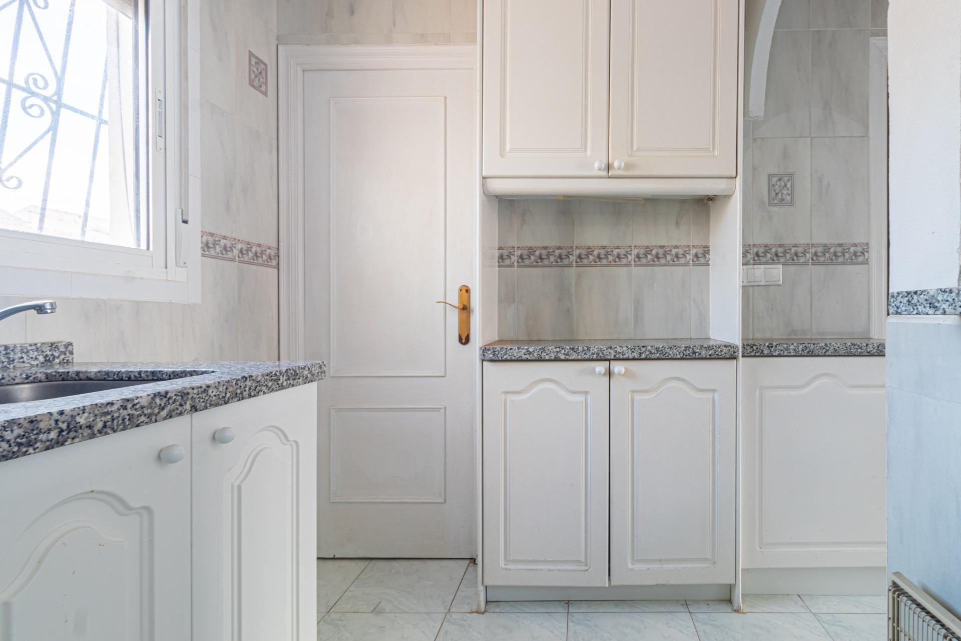 Herverkoop - Penthouse -
Torrevieja - Playa de los Naufragos