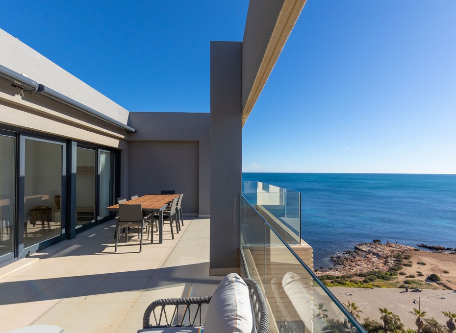 Herverkoop - Penthouse -
Torrevieja - Punta prima