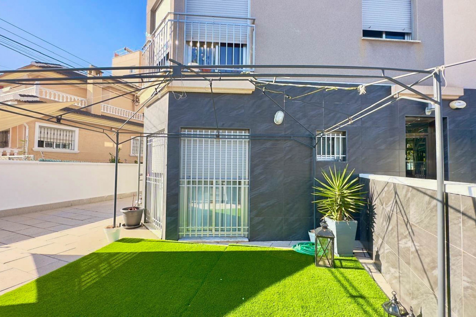 Herverkoop - Property -
Torrevieja - Nueva Torrevieja - Aguas Nuevas