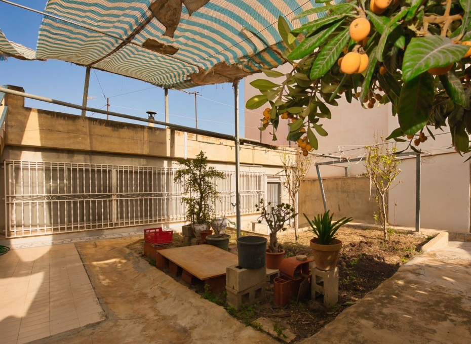 Herverkoop - Semi-Detached House -
Benijofar