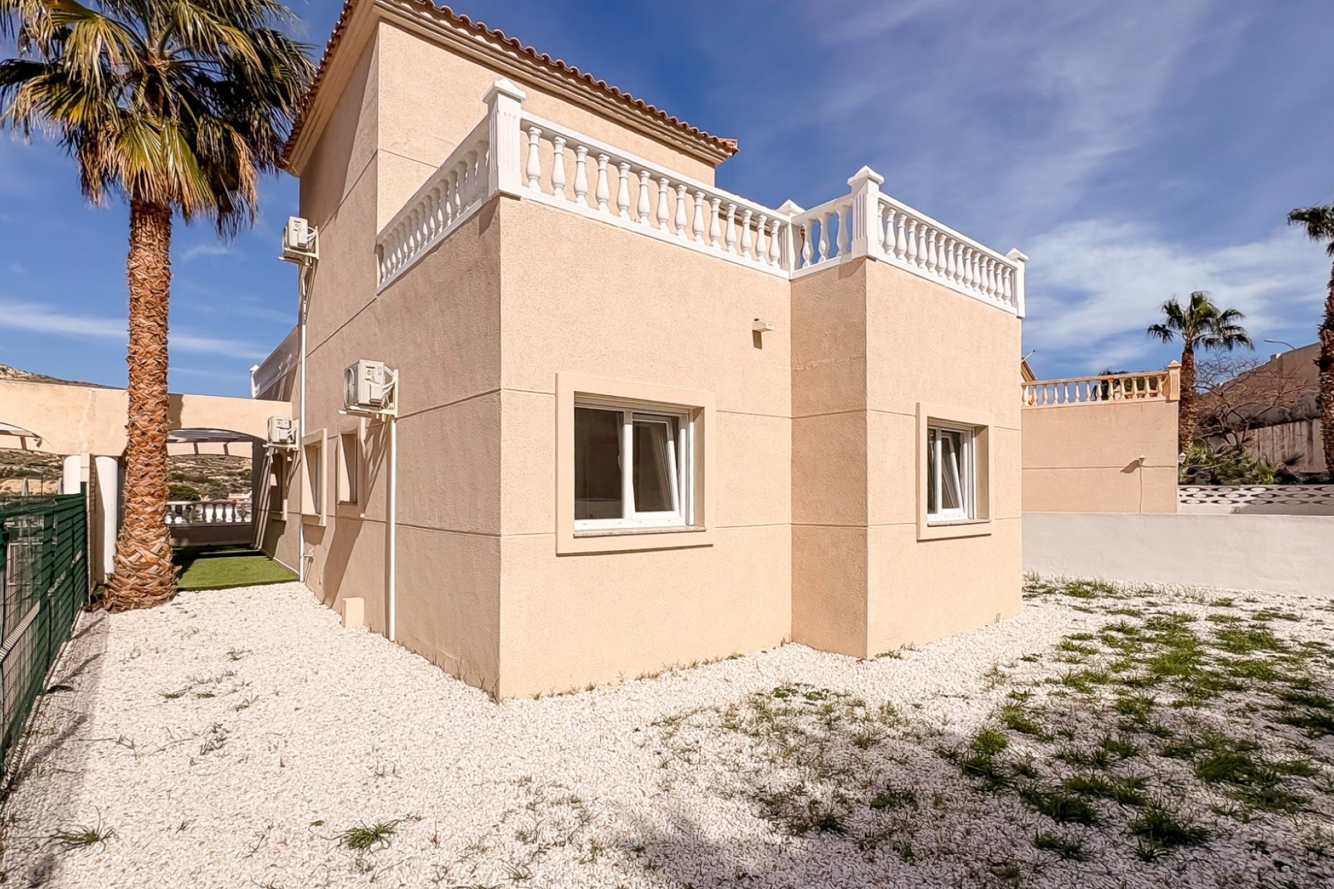 Herverkoop - Semi-Detached Villa -
El Campello - Pueblo Acantilado - Venta Lanuza