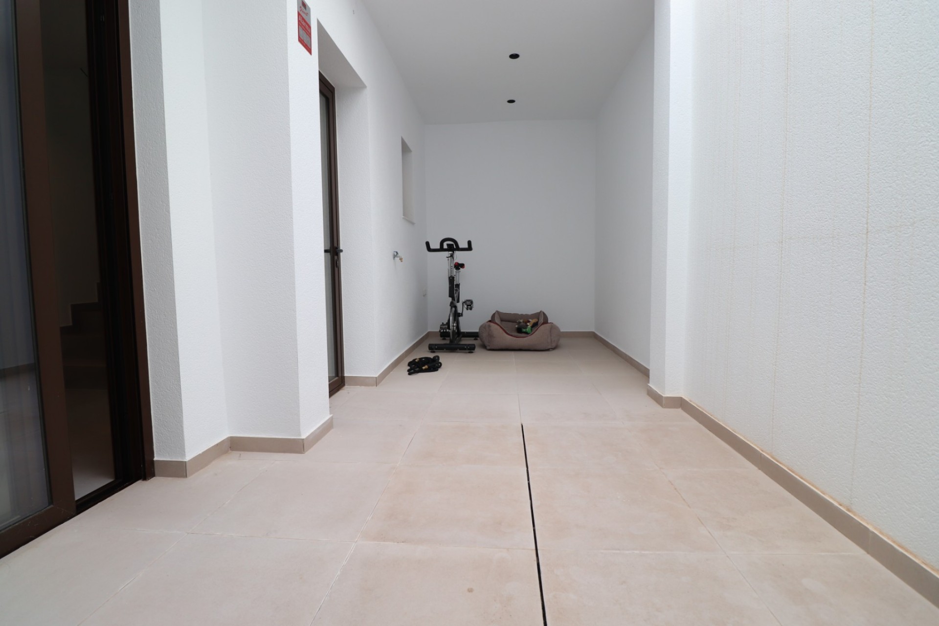 Herverkoop - Stadswoning -
Benijofar