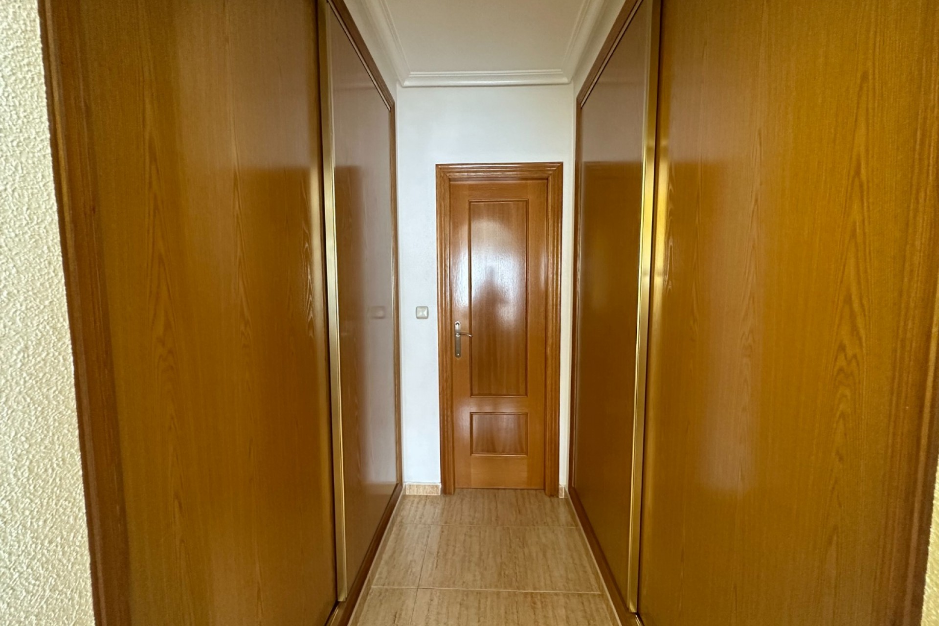 Herverkoop - Stadswoning -
Bigastro