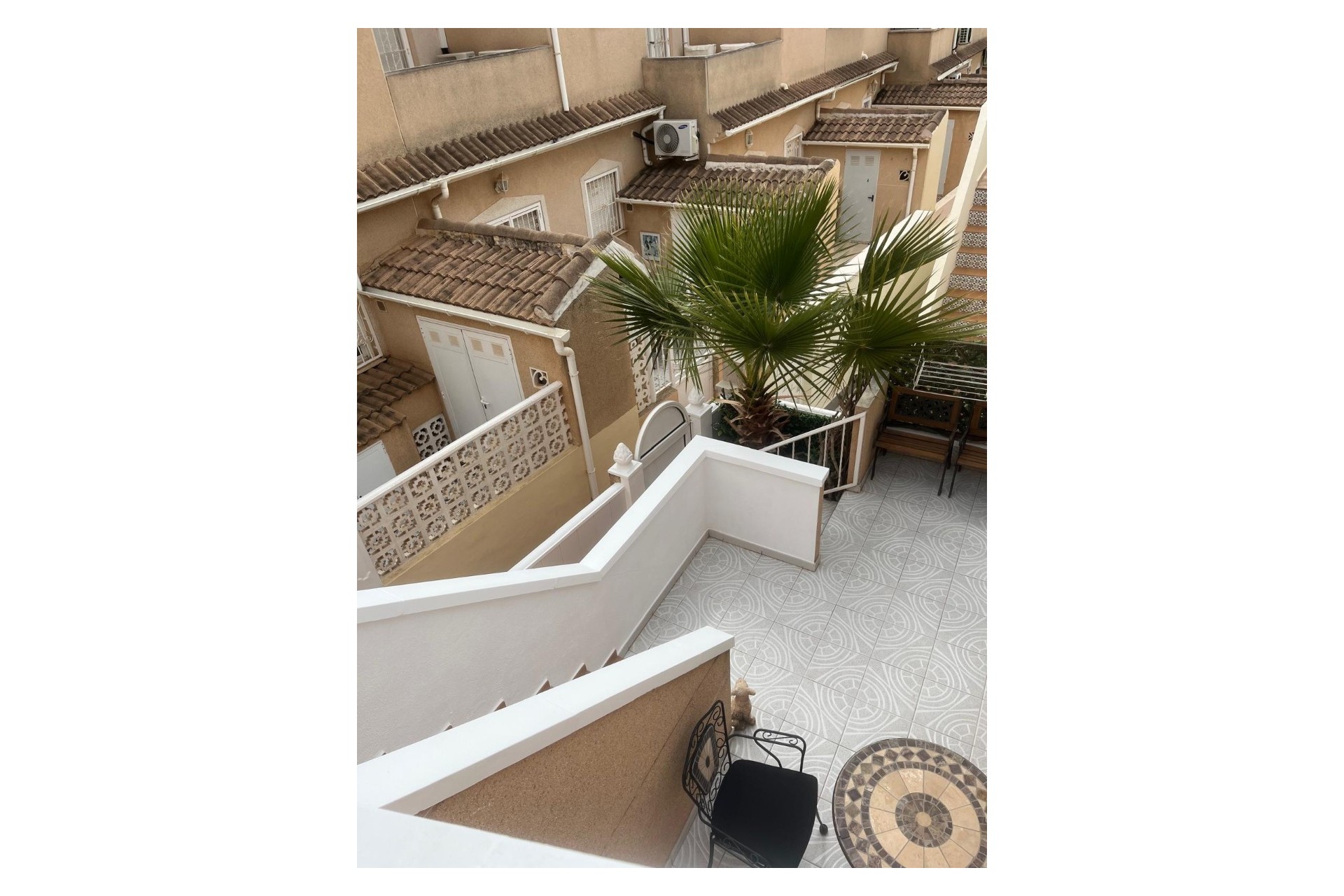 Herverkoop - Stadswoning -
Ciudad Quesada - Dona Pepa