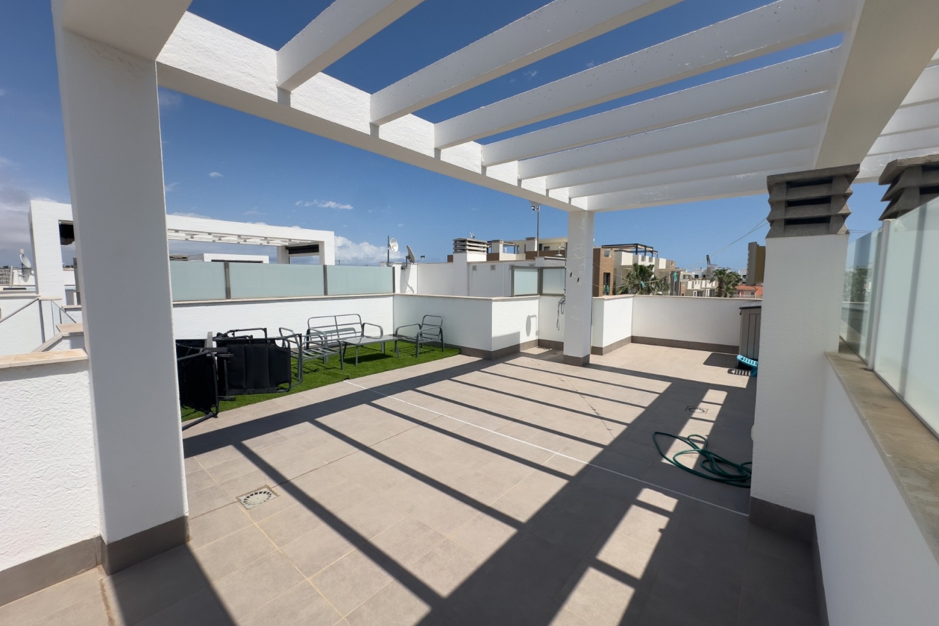 Herverkoop - Stadswoning -
La Zenia