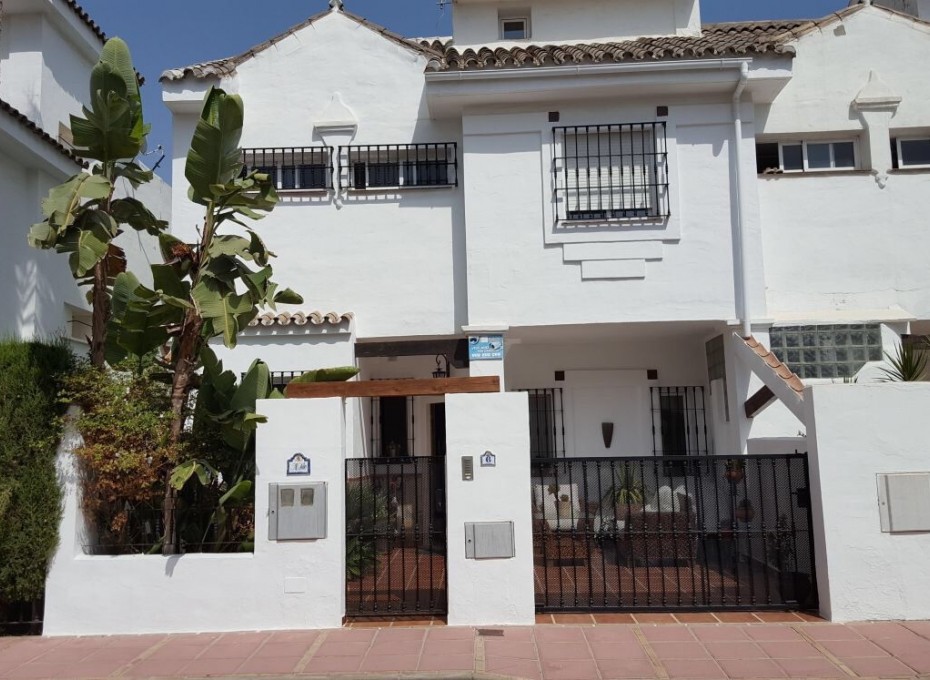 Herverkoop - Stadswoning -
Marbella - Los Naranjos de Marbella