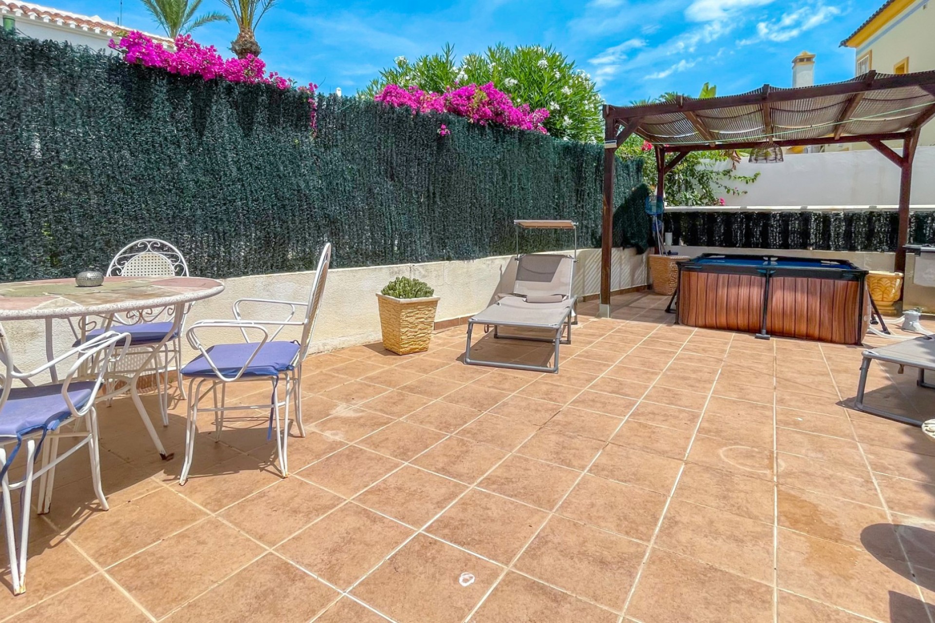 Herverkoop - Stadswoning -
Orihuela Costa - La Rioja