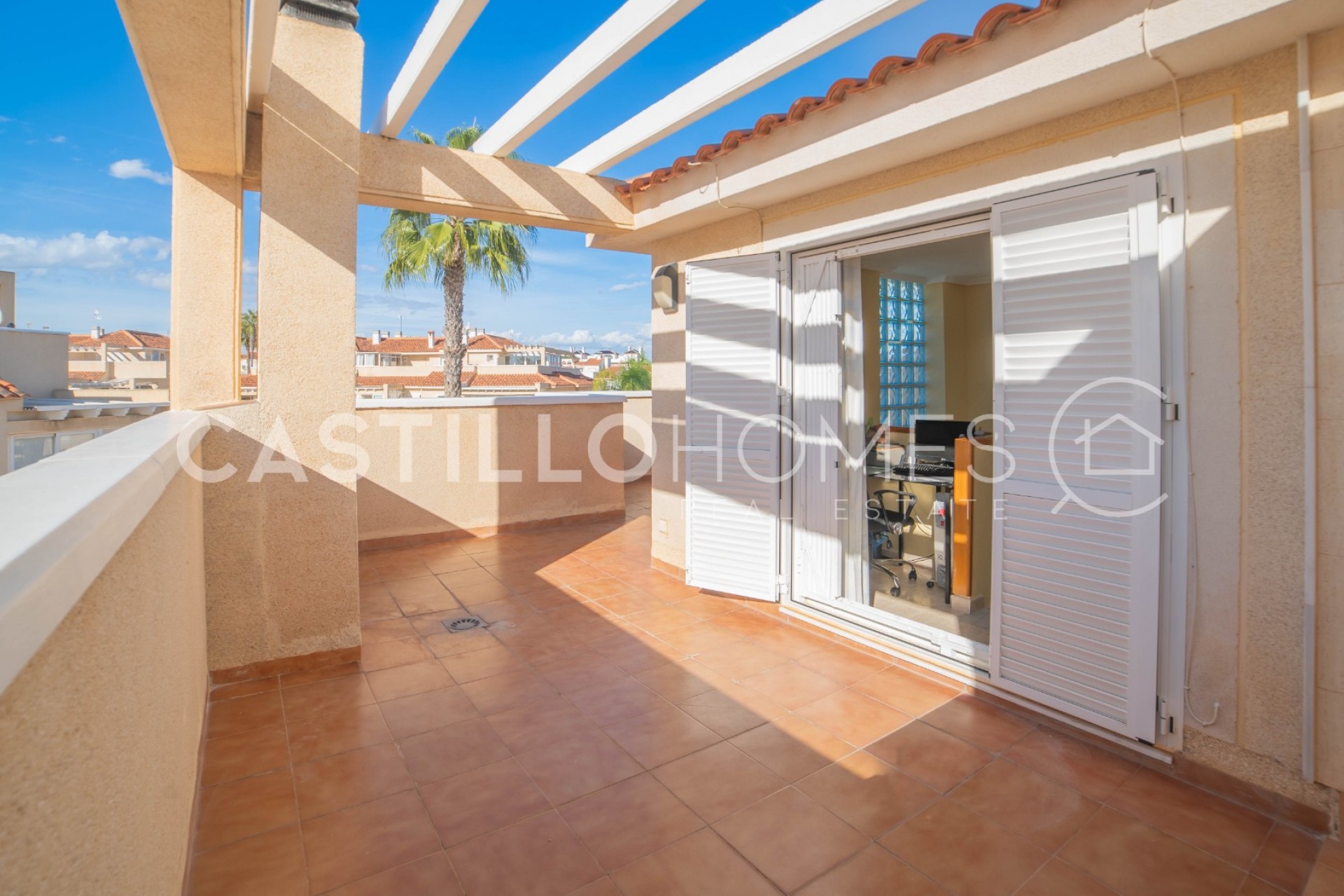 Herverkoop - Stadswoning -
Orihuela Costa - La Zenia